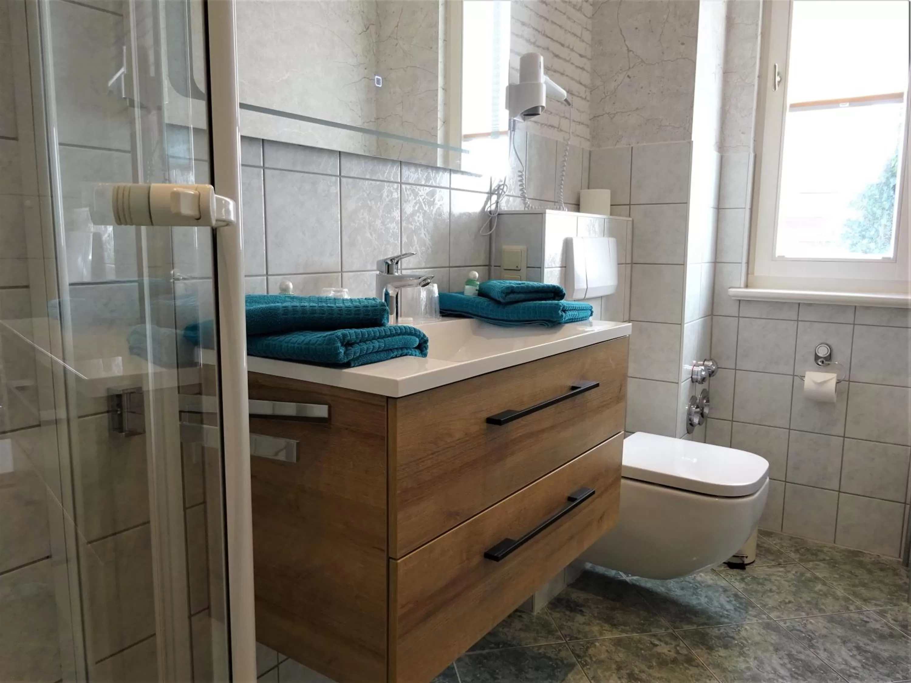 Bathroom in Hotel Pension Zur Fährbrücke