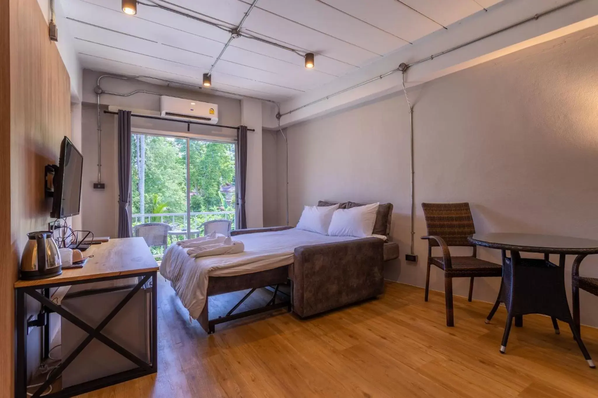 Photo of the whole room, Bed in @Aonang Guesthouse Photo of the whole room, Bed in @Aonang Guesthouse