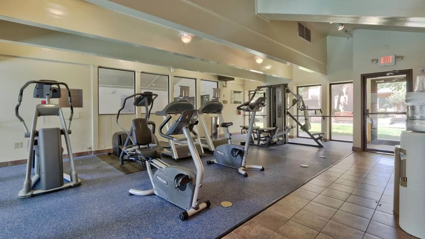 Fitness centre/facilities in The Querque Hotel