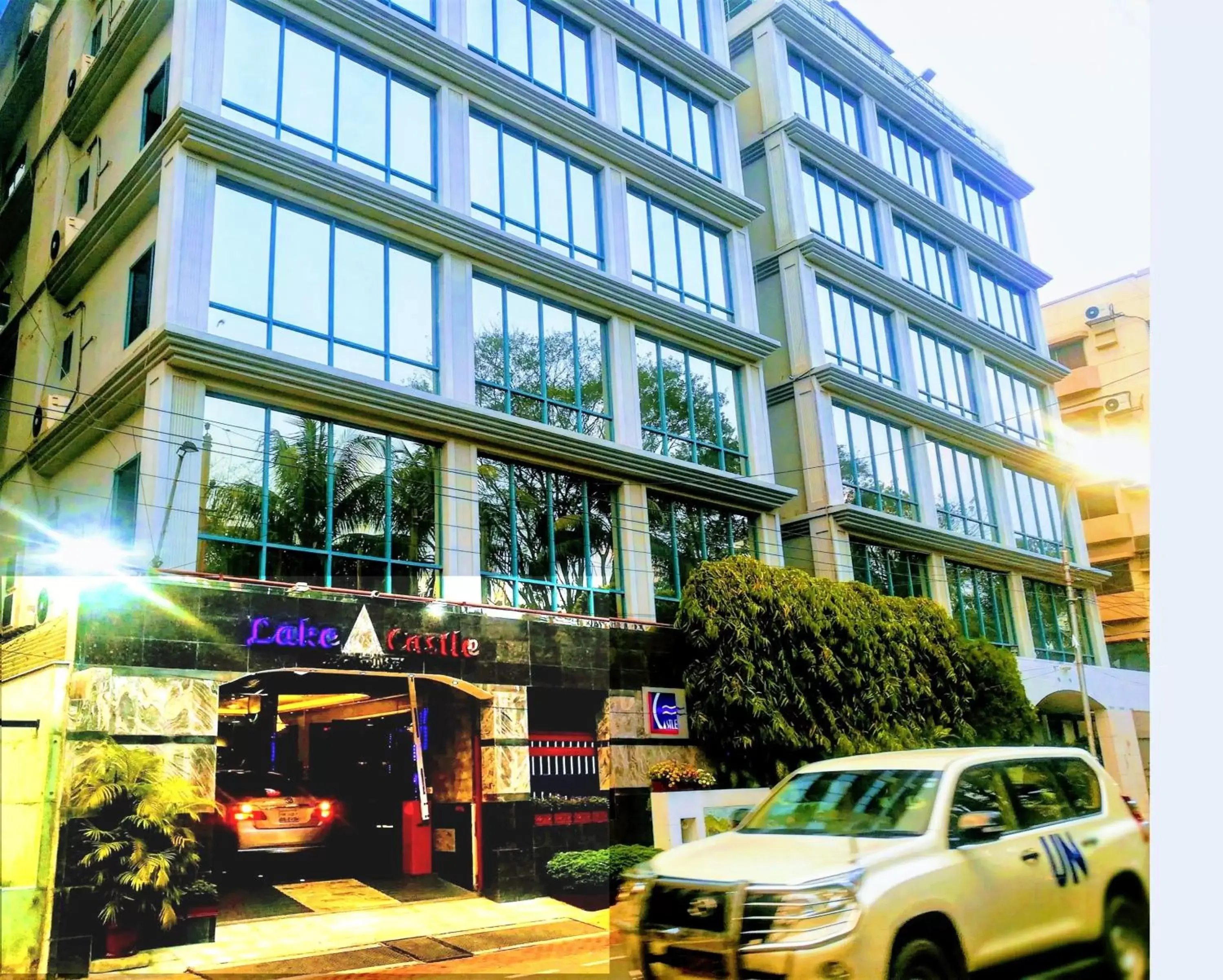 Floor plan in HOTEL LAKE CASTLE - Parkview Floor plan in HOTEL LAKE CASTLE - Parkview