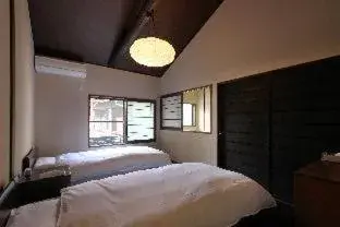 Bed in Kohaku an Machiya House