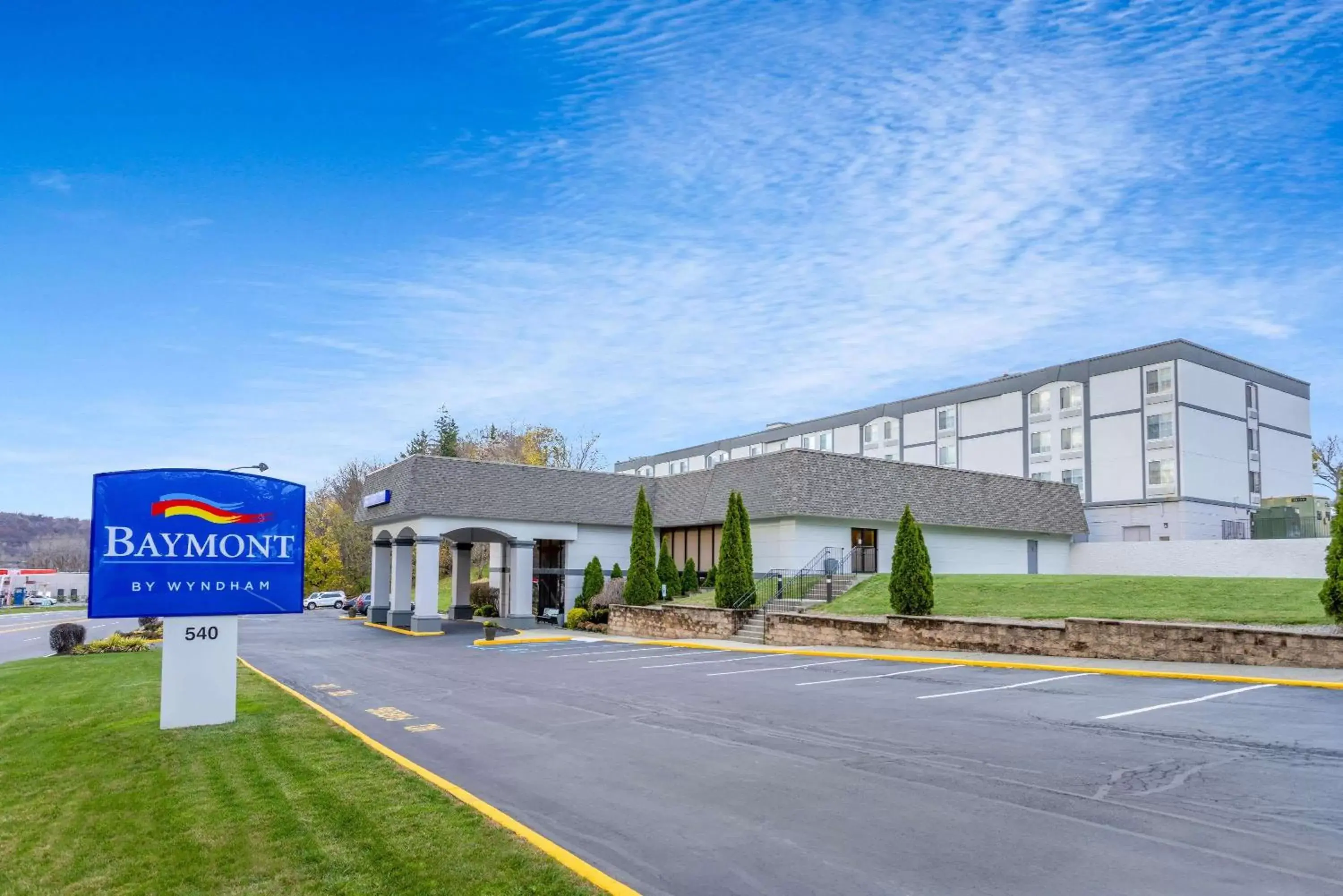 Property Building in Baymont by Wyndham White Plains - Elmsford
