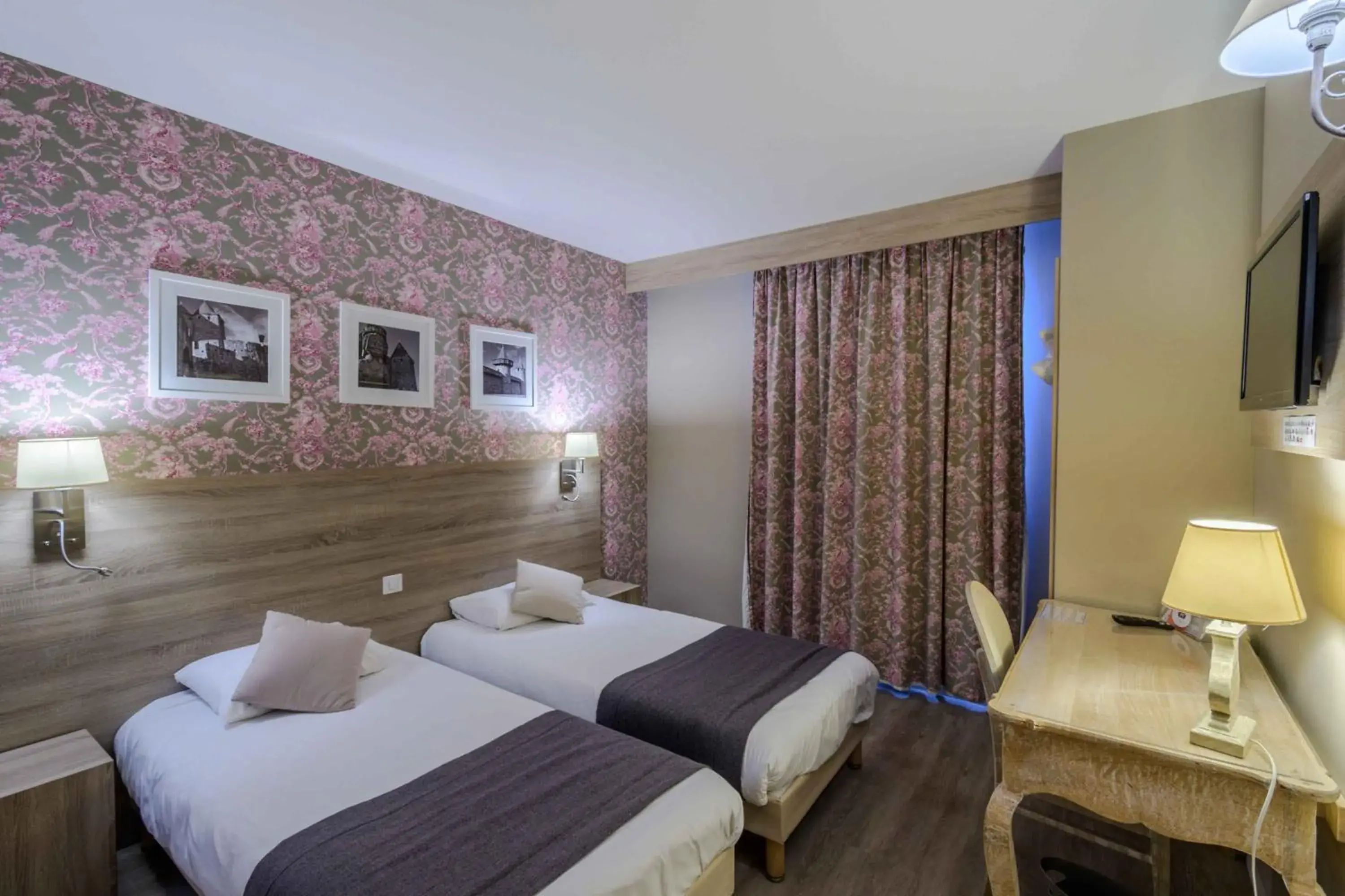 Bed in Hotel l'Aragon
