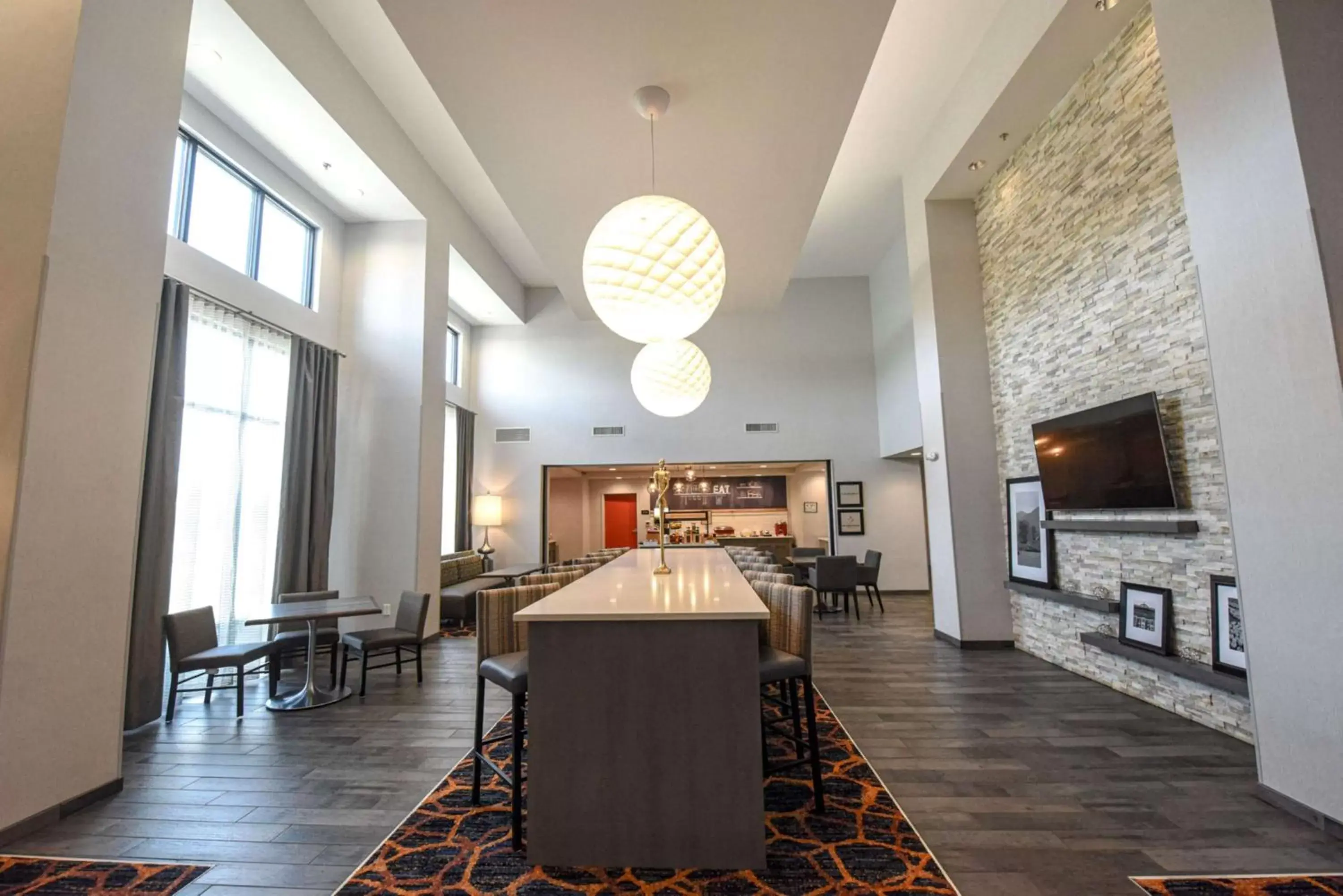 Lobby or reception, Restaurant/Places to Eat in Hampton Inn & Suites Lenoir, NC