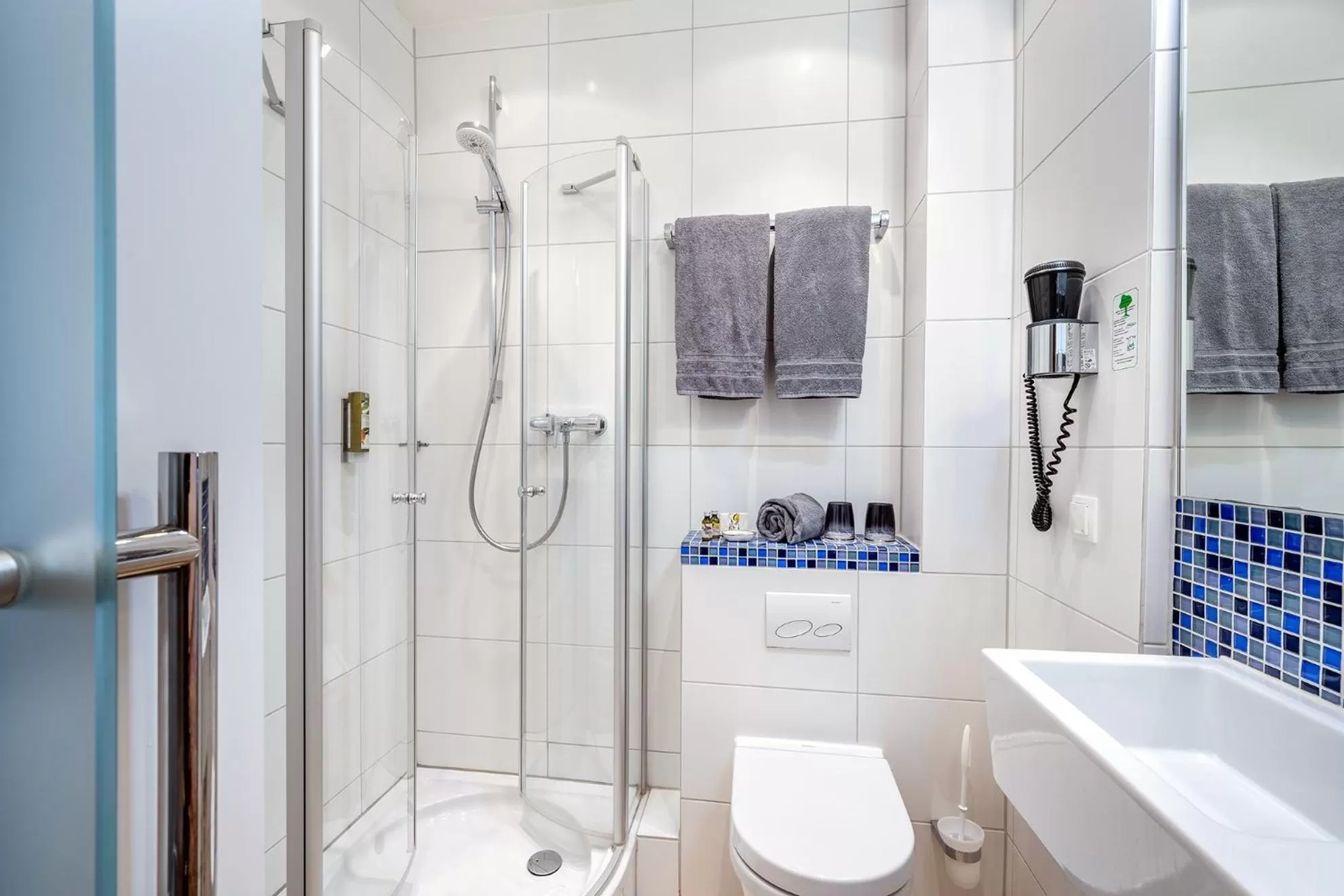 Shower in Insel Hotel Bonn - Superior
