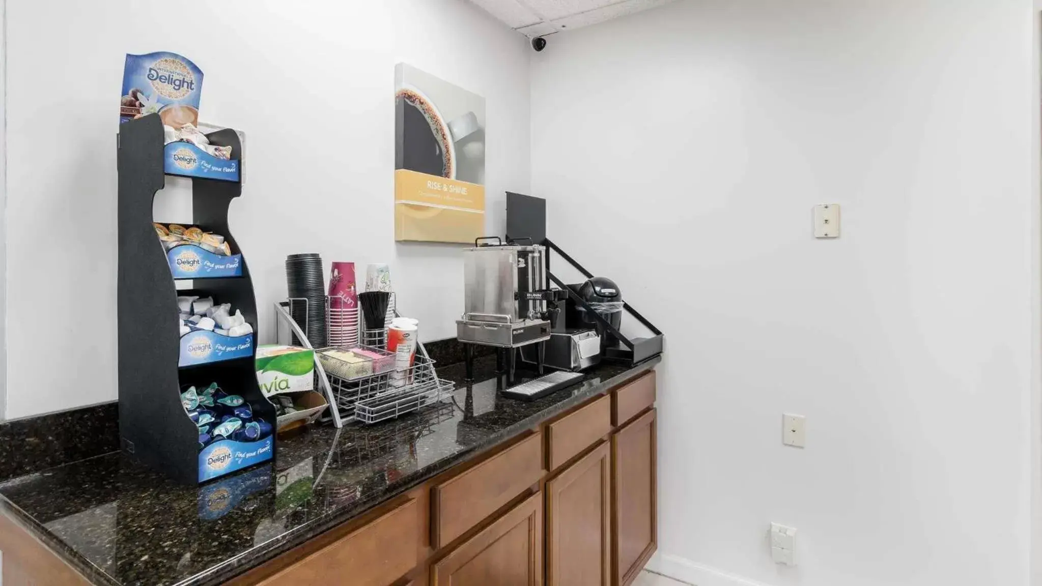 Coffee/tea facilities in Motel 6-Pulaski, TN