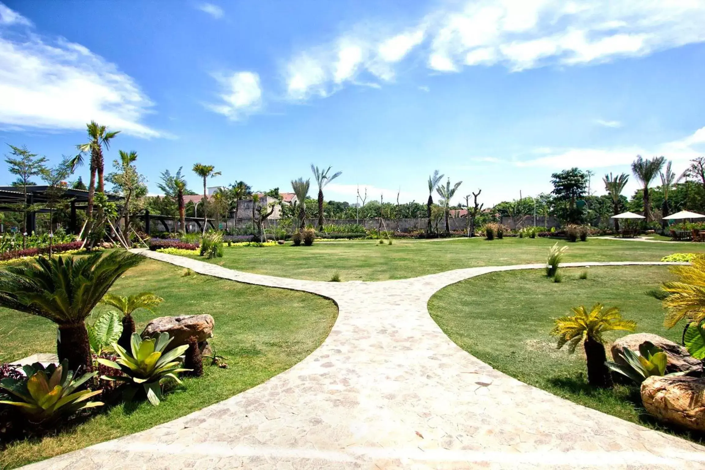 Natural landscape, Garden in MaxOneHotels at Resort Makassar