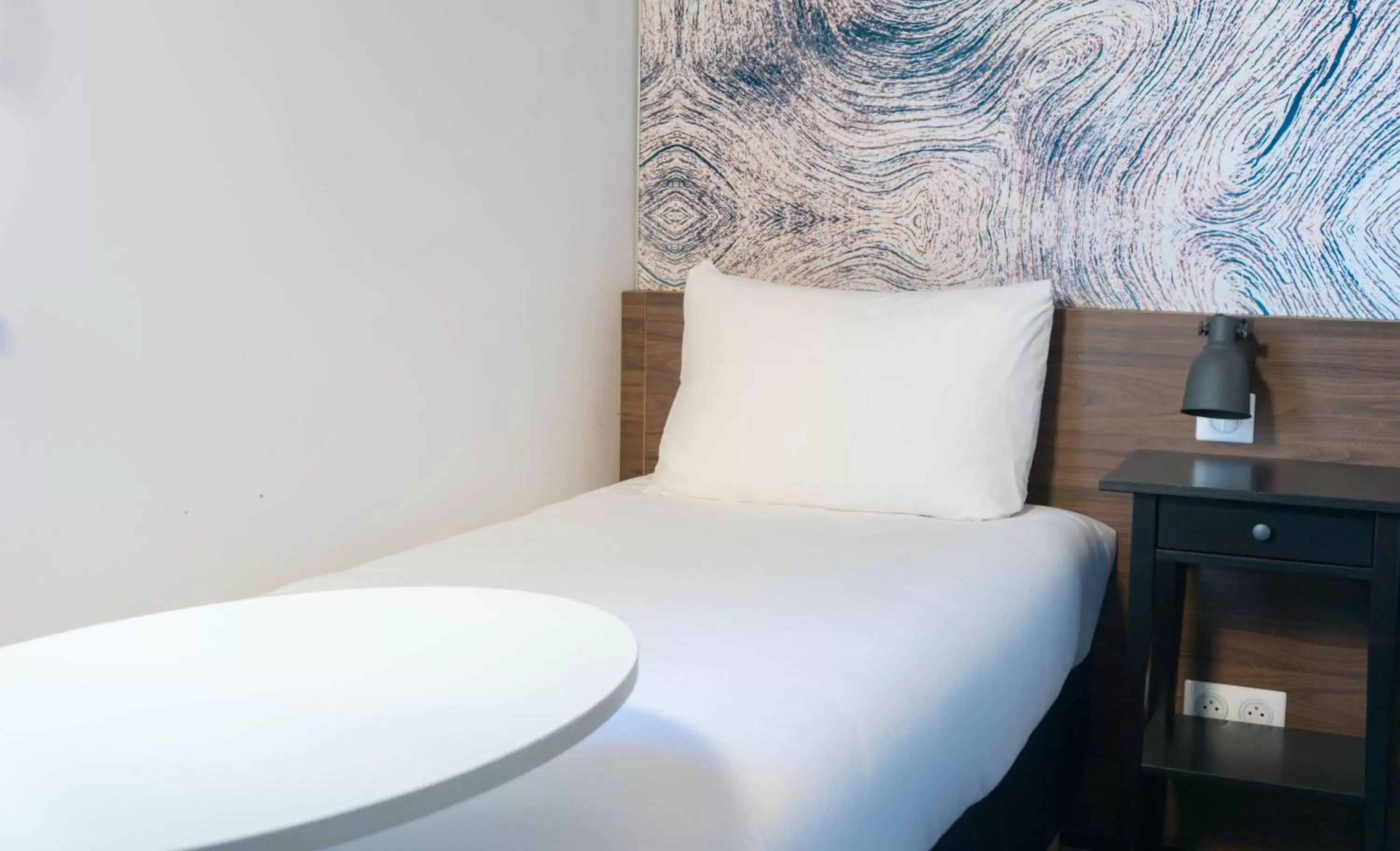 Bed in ibis Styles Perpignan Canet En Roussillon