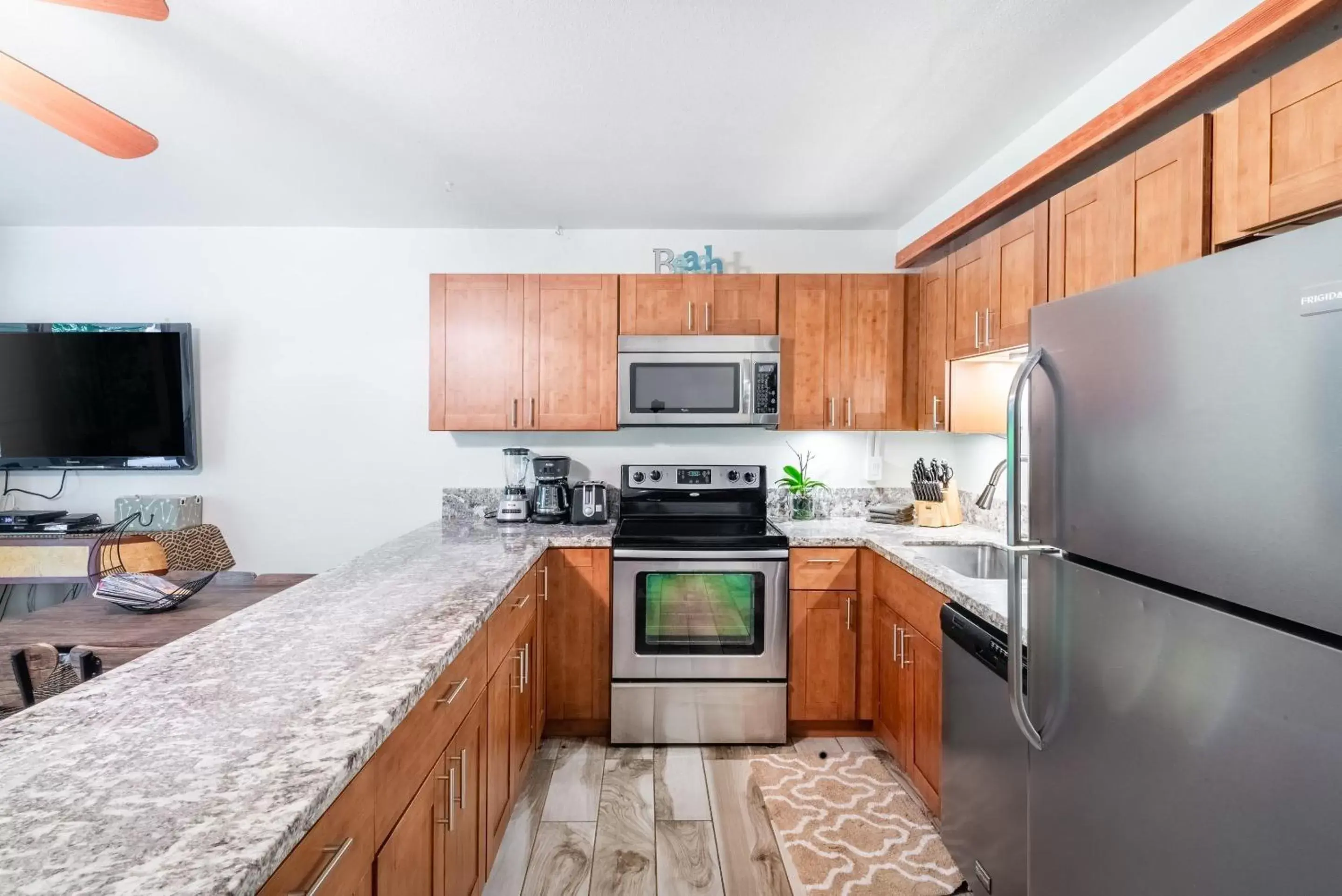 Kitchen/Kitchenette in BeachFront Kihei Kai Nani - Maui Vista Deluxe Condos