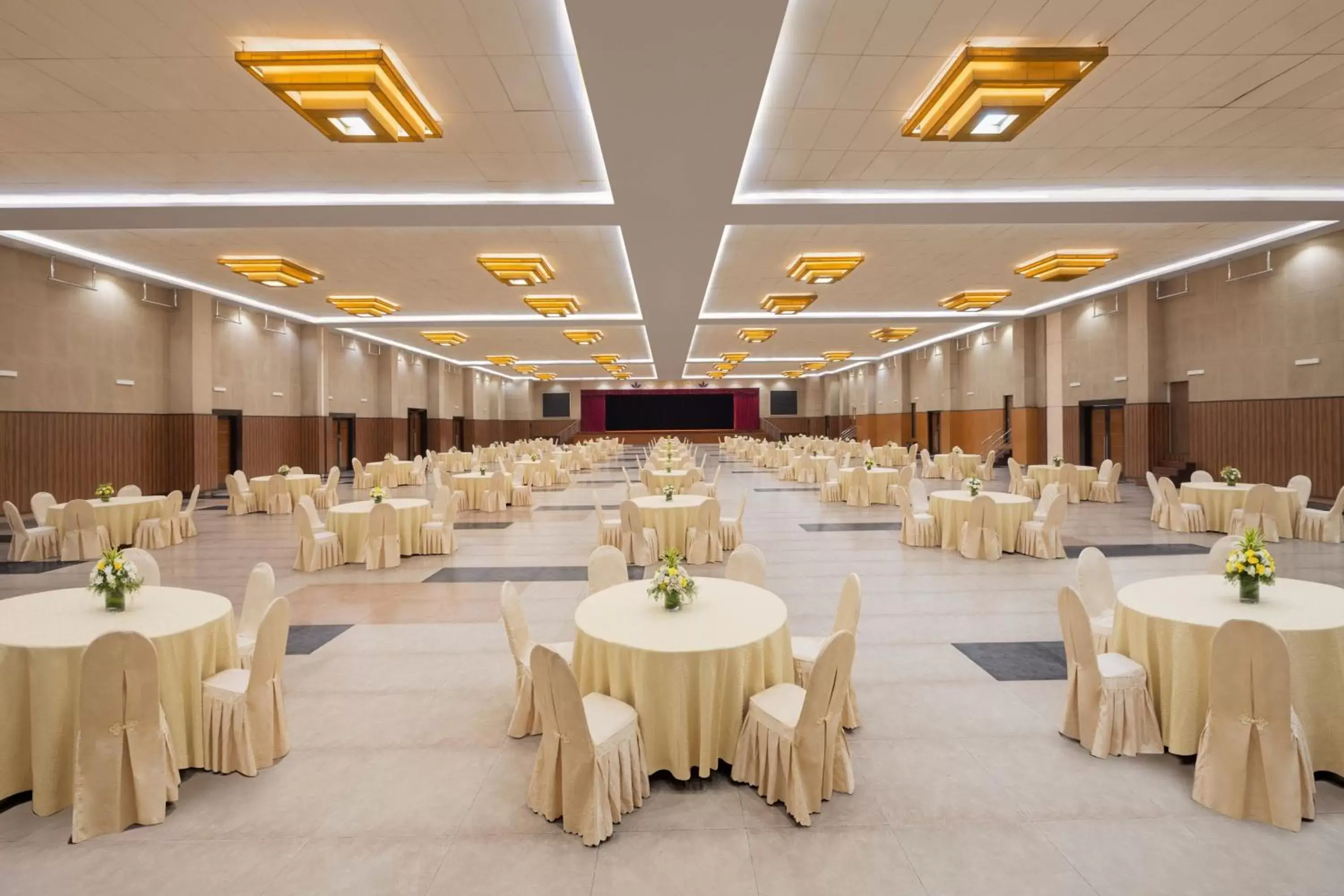 Meeting/conference room, Banquet Facilities in Four Points by Sheraton Mahabalipuram Resort & Convention Center