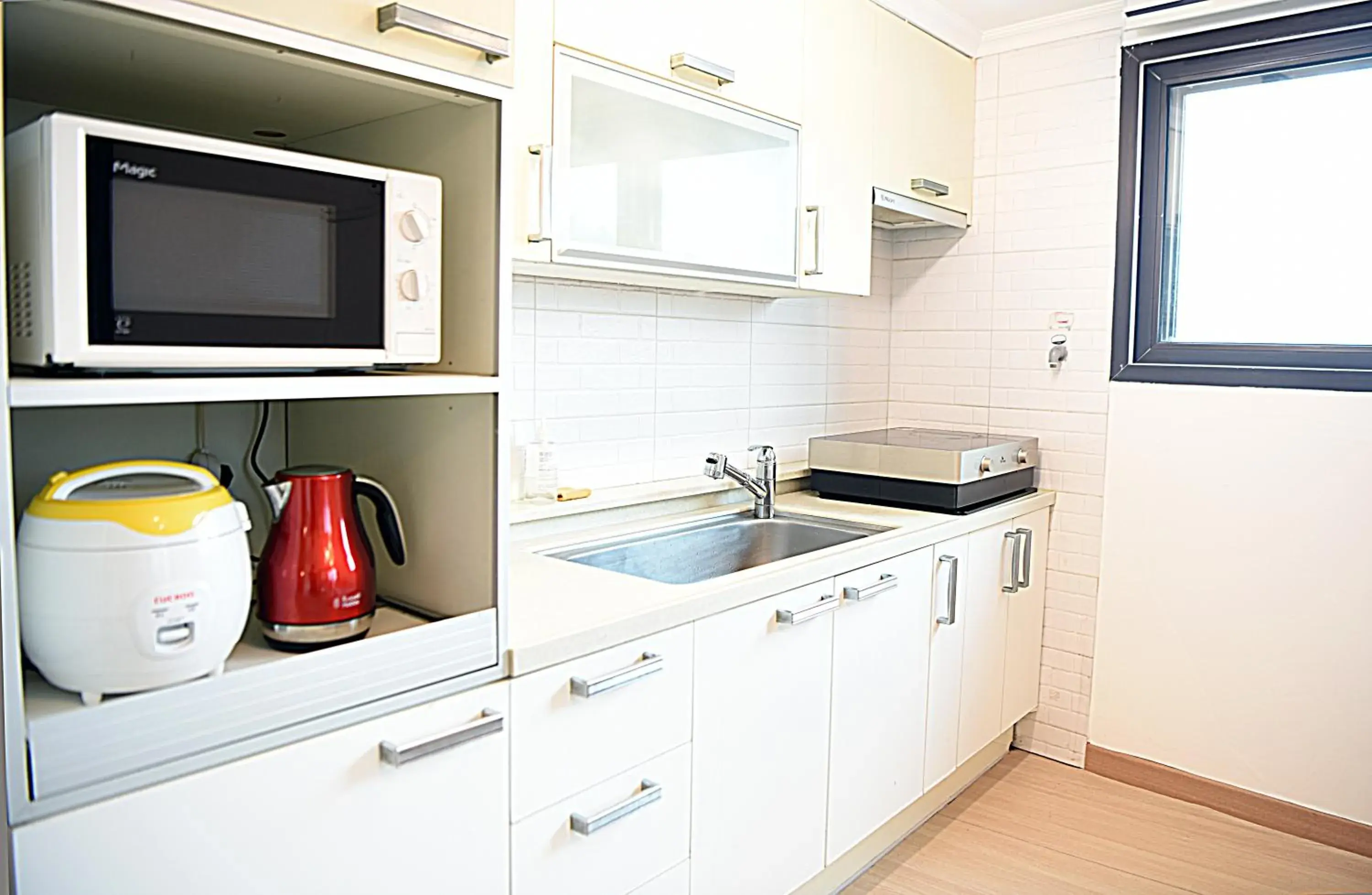 Kitchen/Kitchenette in Namsan Forest Guesthouse