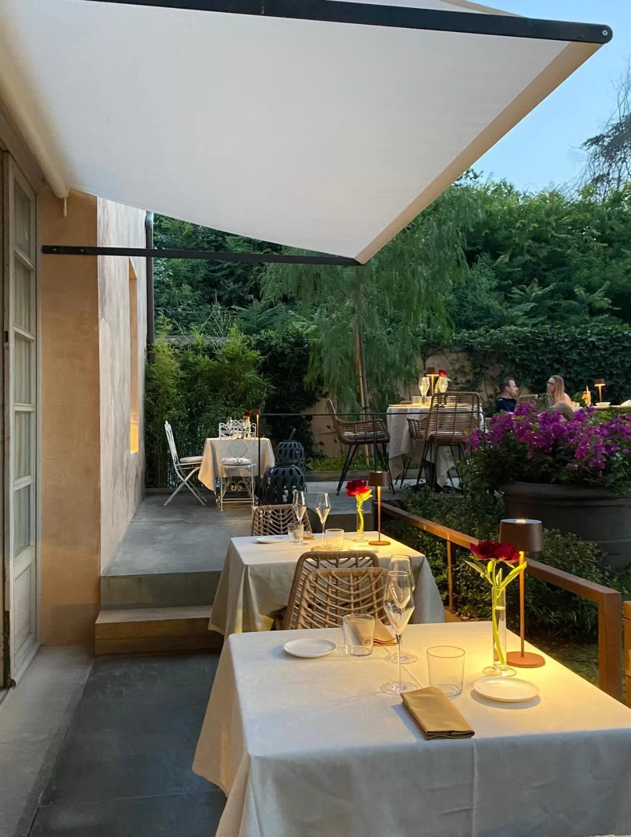 Restaurant/places to eat in Riva Lofts Florence