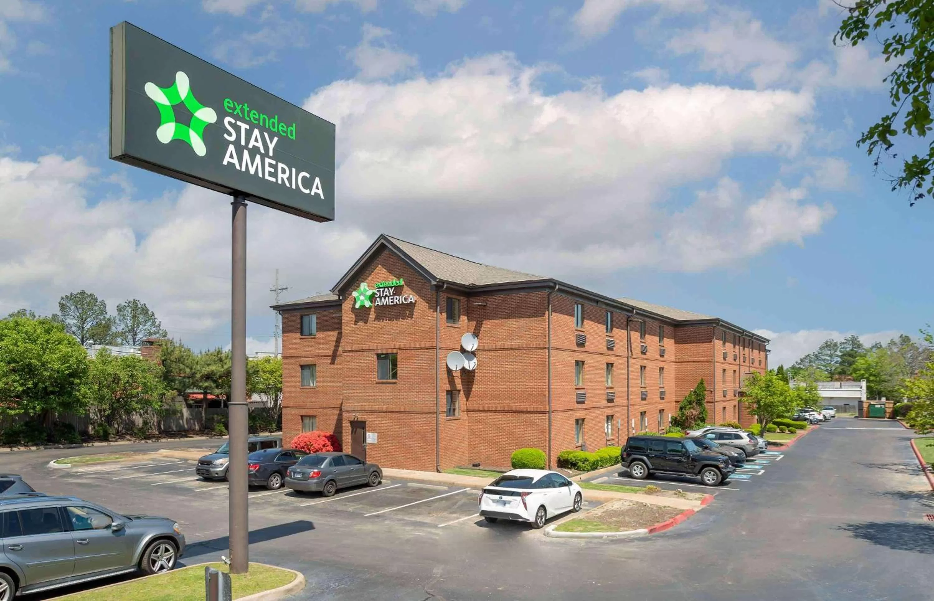 Property building in Extended Stay America Select Suites - Memphis - Cordova