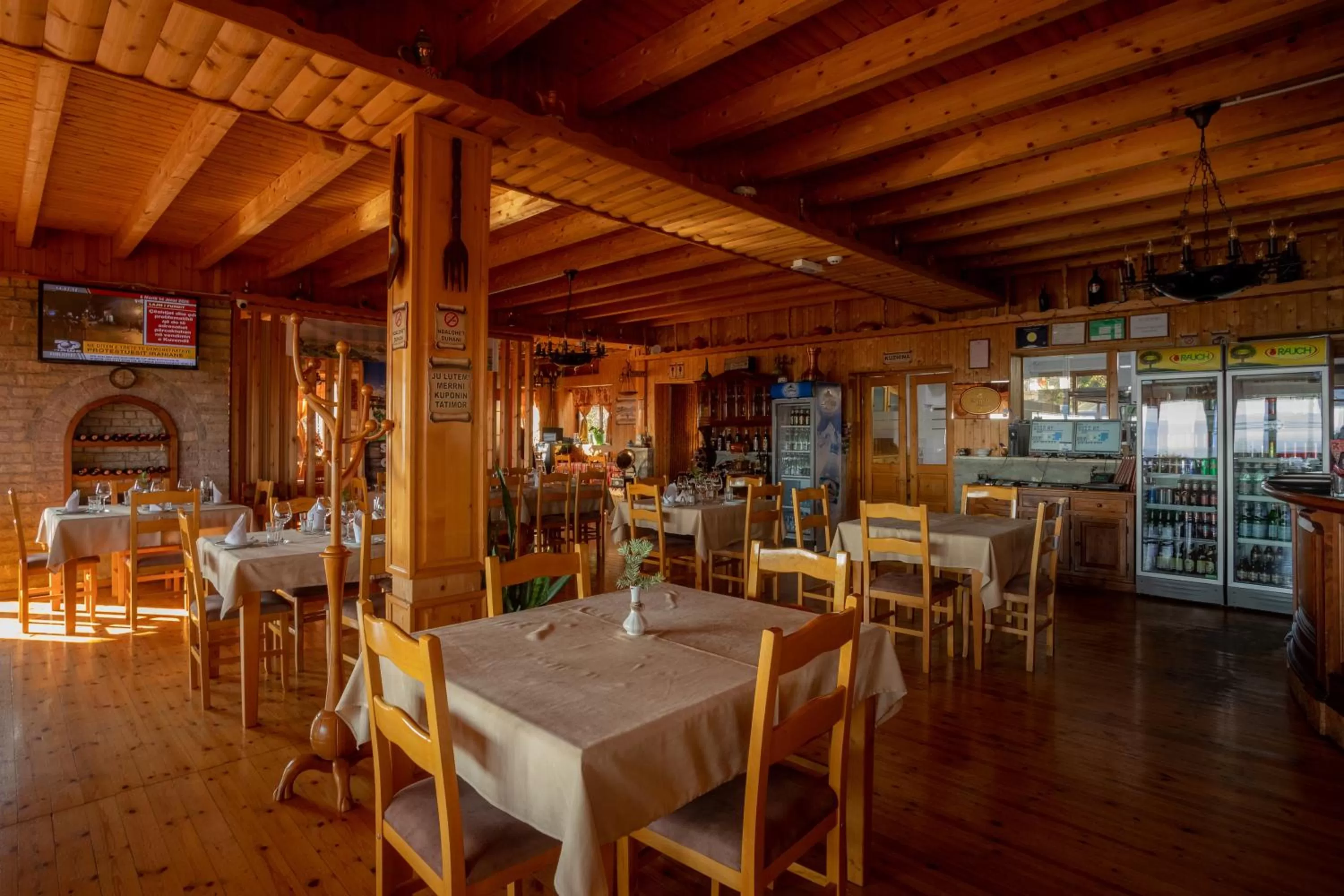 Restaurant/Places to Eat in OLD HOUSE