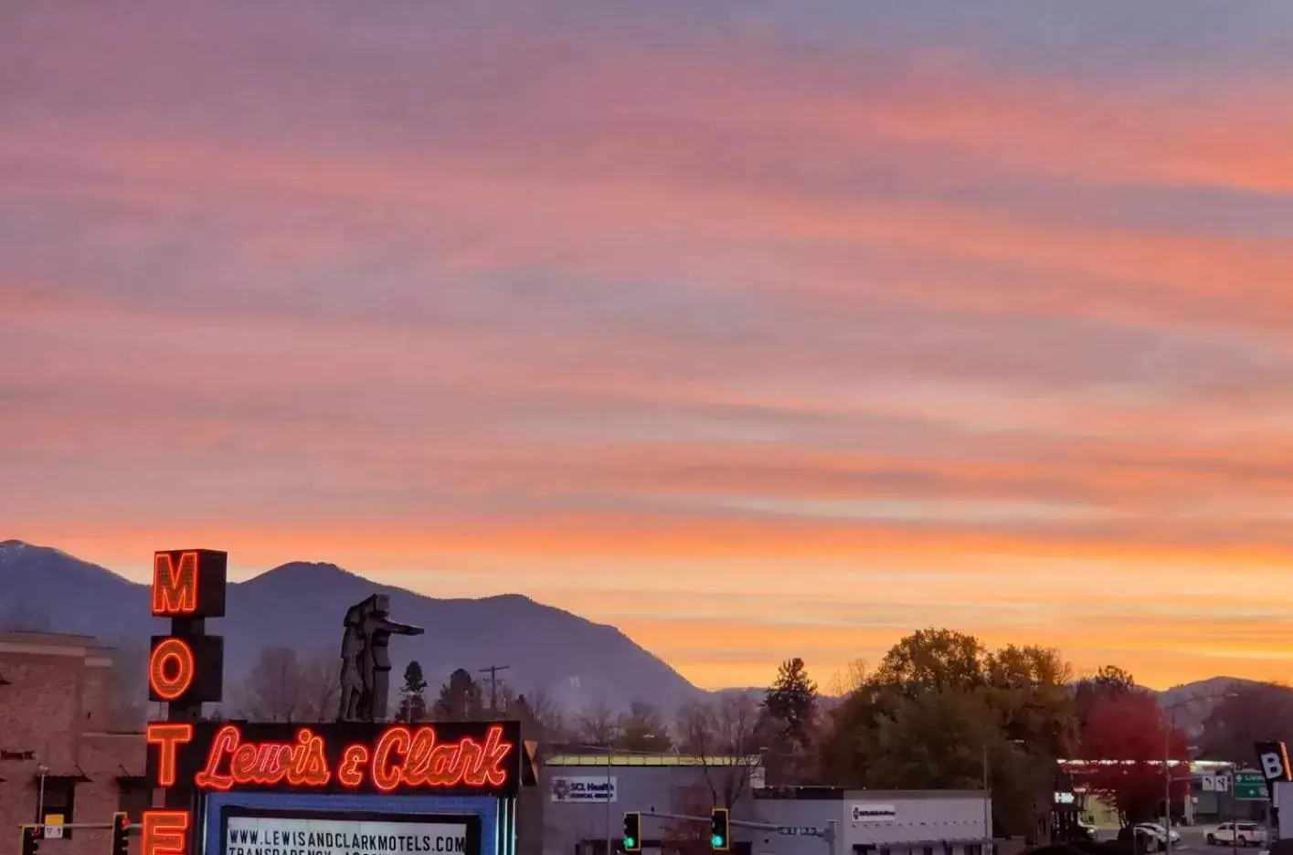 View (from property/room), Sunrise/Sunset in Bozeman Lewis & Clark Motel