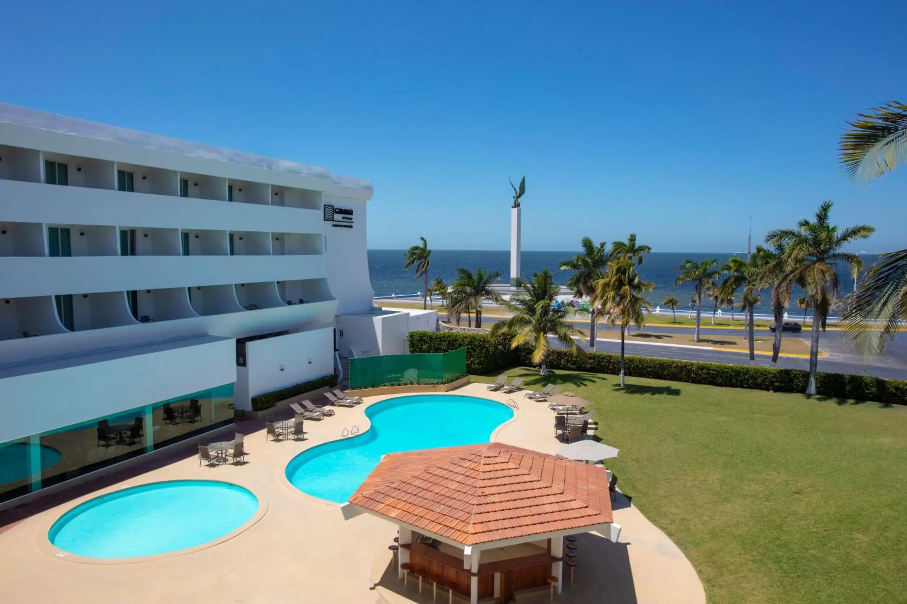 Swimming pool, Pool View in Gamma Campeche Malecon