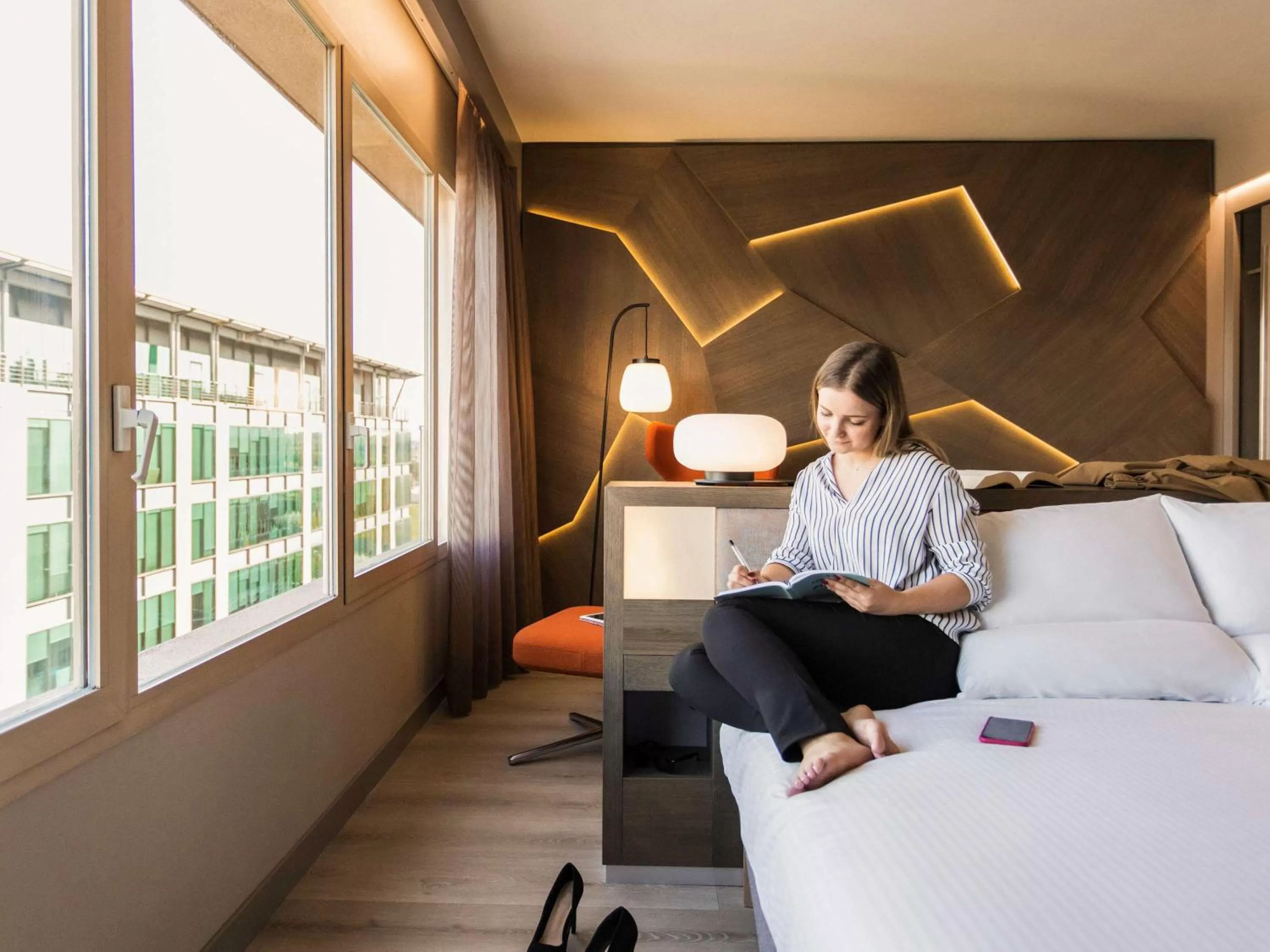 Photo of the whole room, Bed in Novotel Campo De Las Naciones