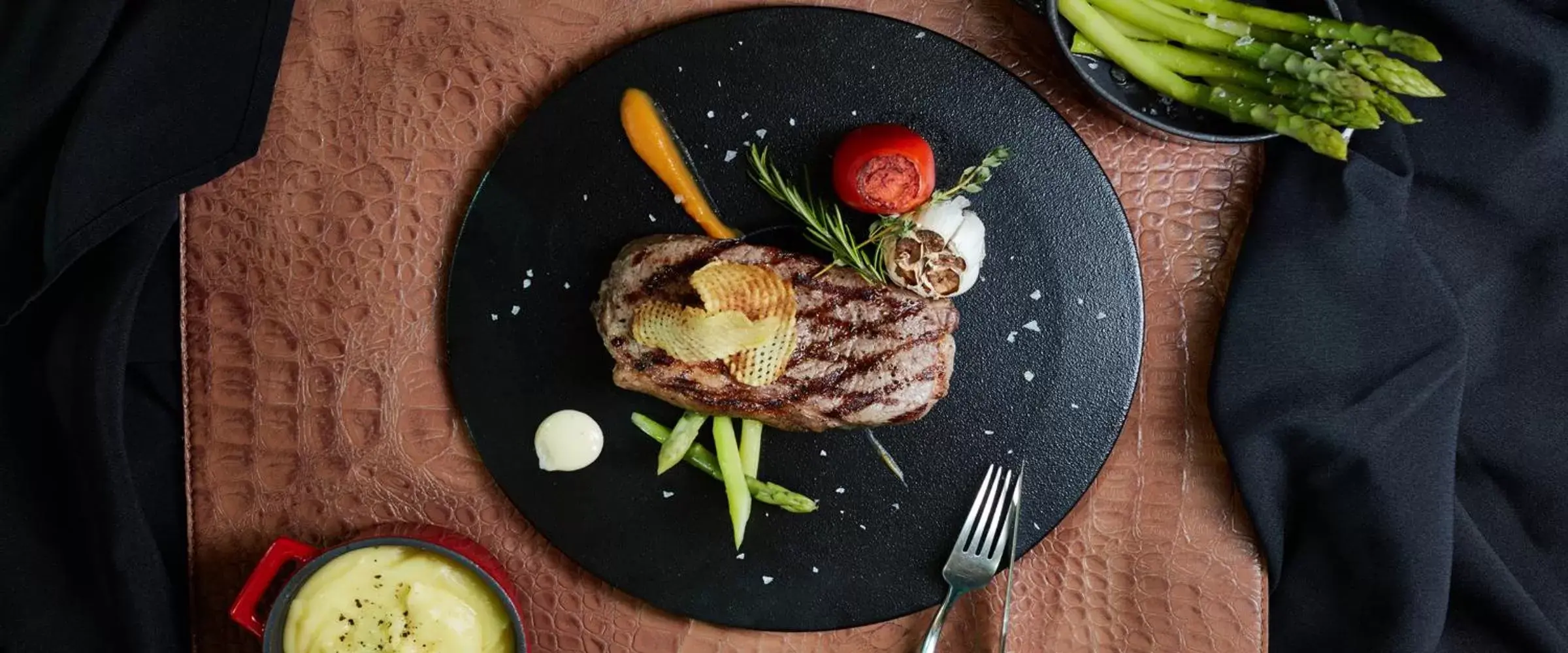 Food in Mövenpick Grand Al Bustan Food in Mövenpick Grand Al Bustan