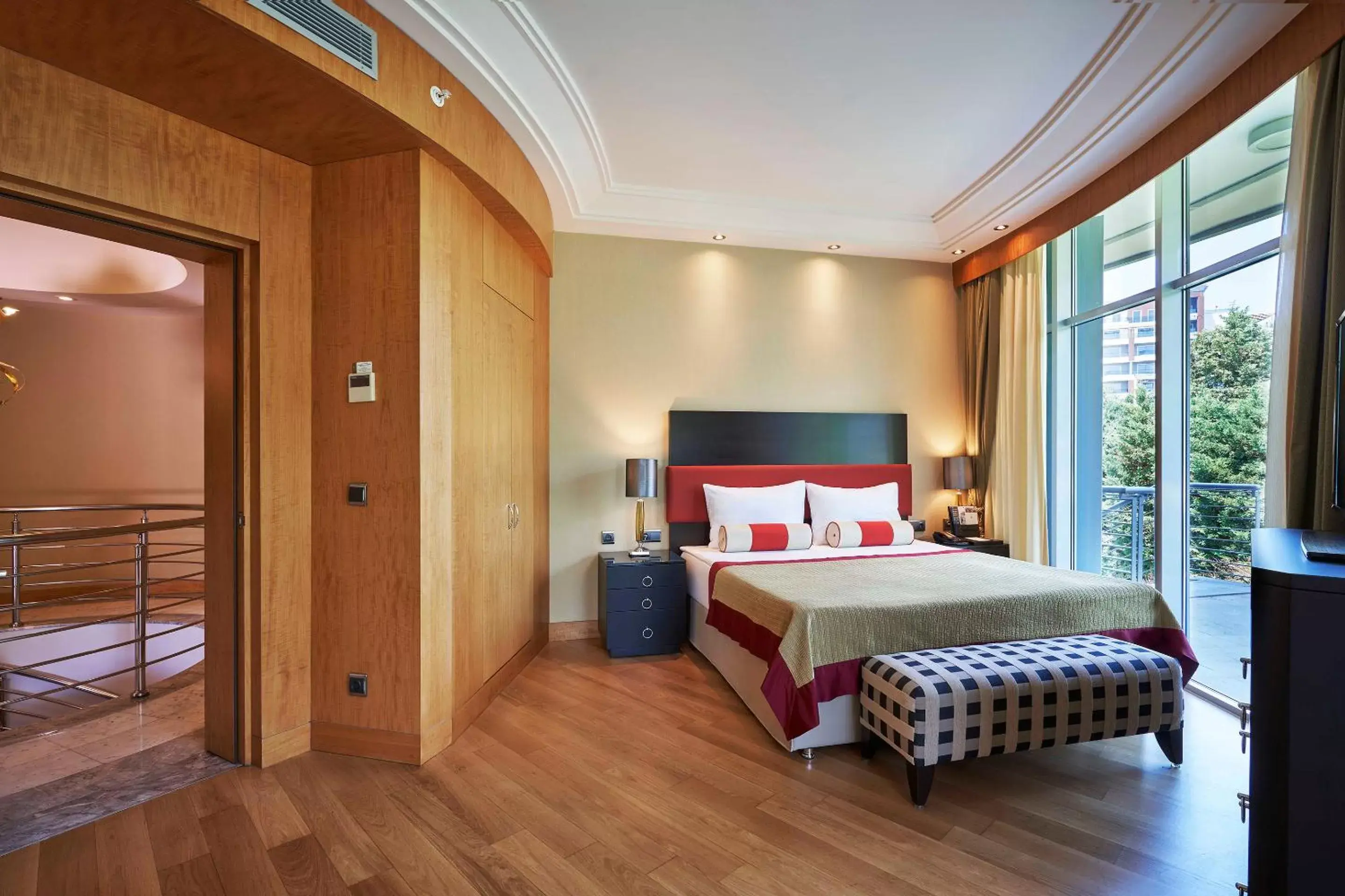Bed in Calista Luxury Resort