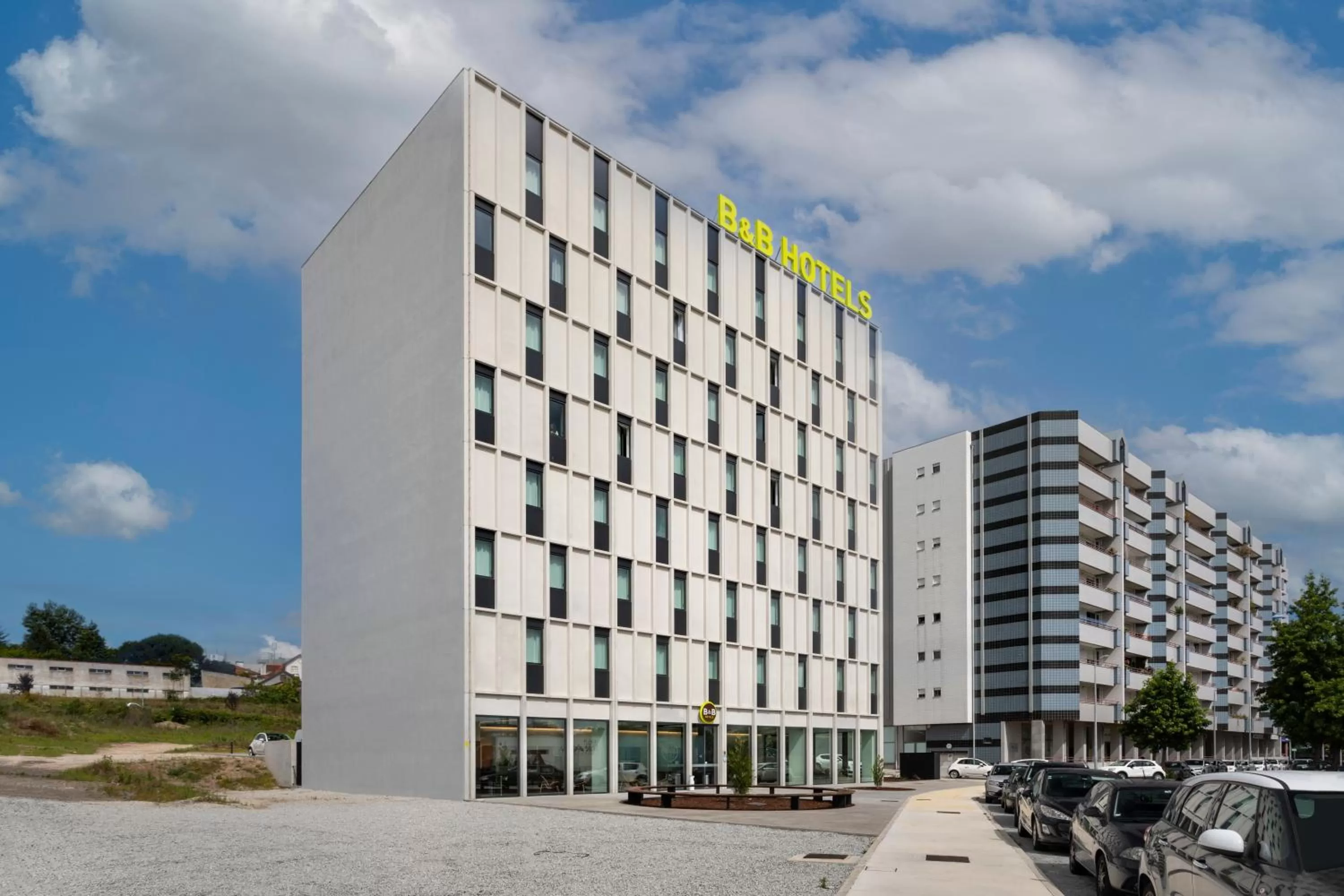 Property building in B&B HOTEL Famalicão