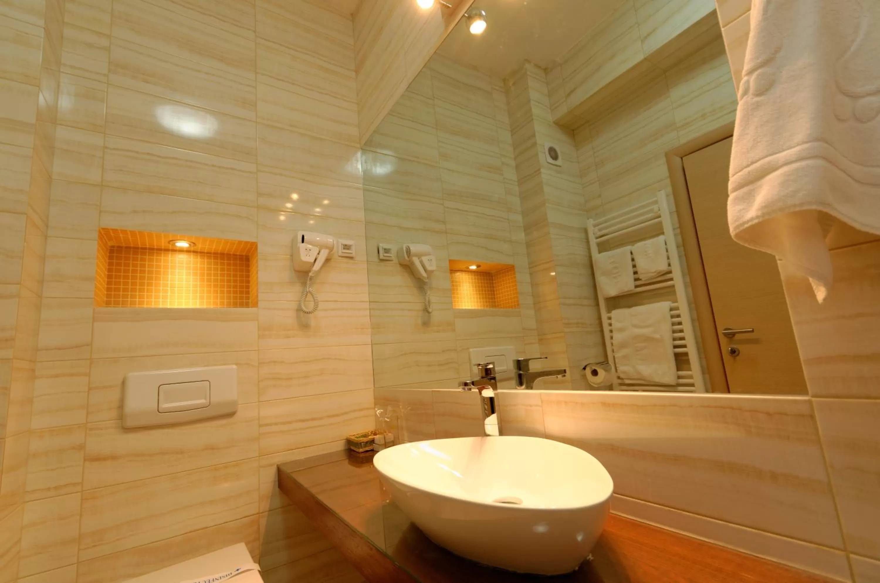 Bathroom in Hotel Tim's