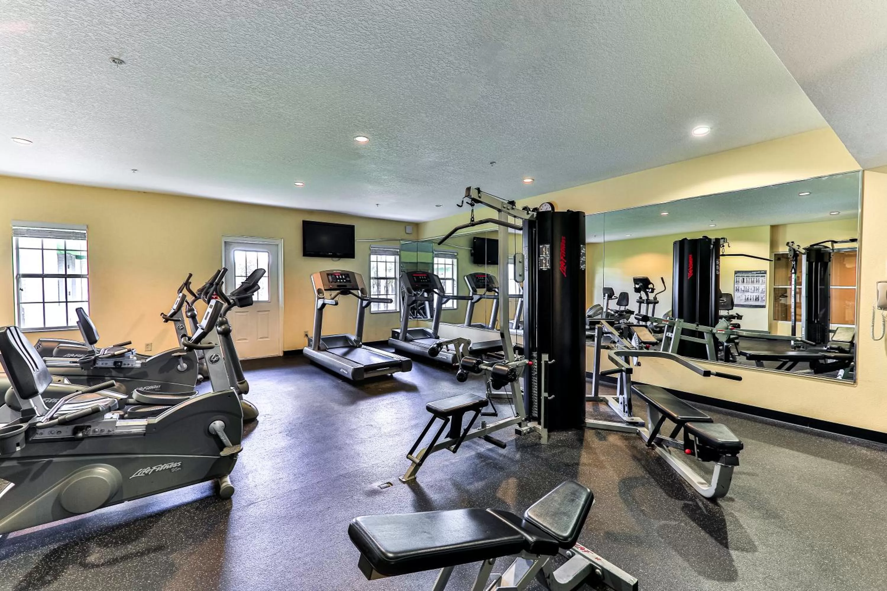 Fitness centre/facilities in Plantation Resort on Crystal River, Ascend Hotel Collection