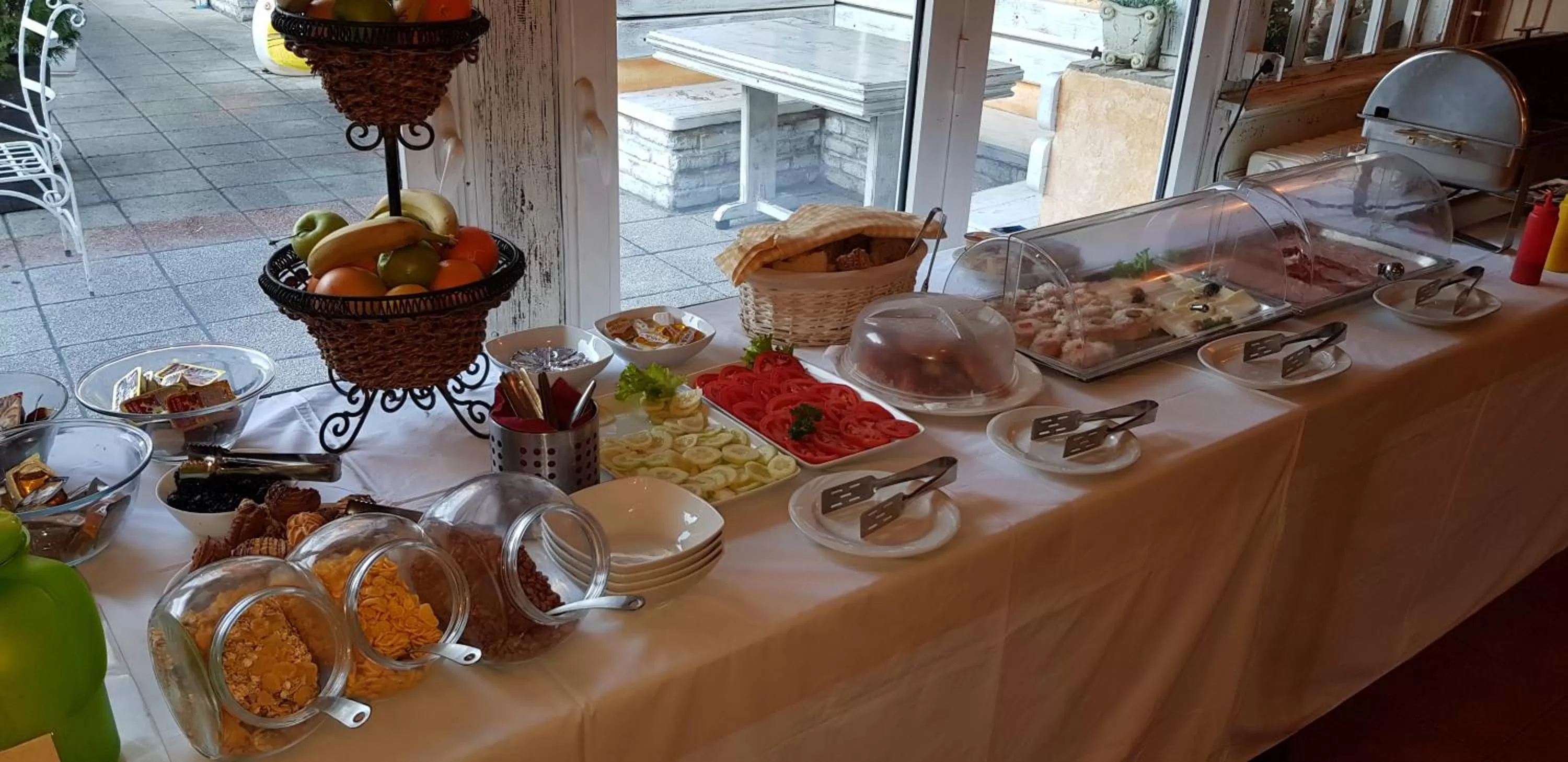 Restaurant/places to eat in Hotel Fontana