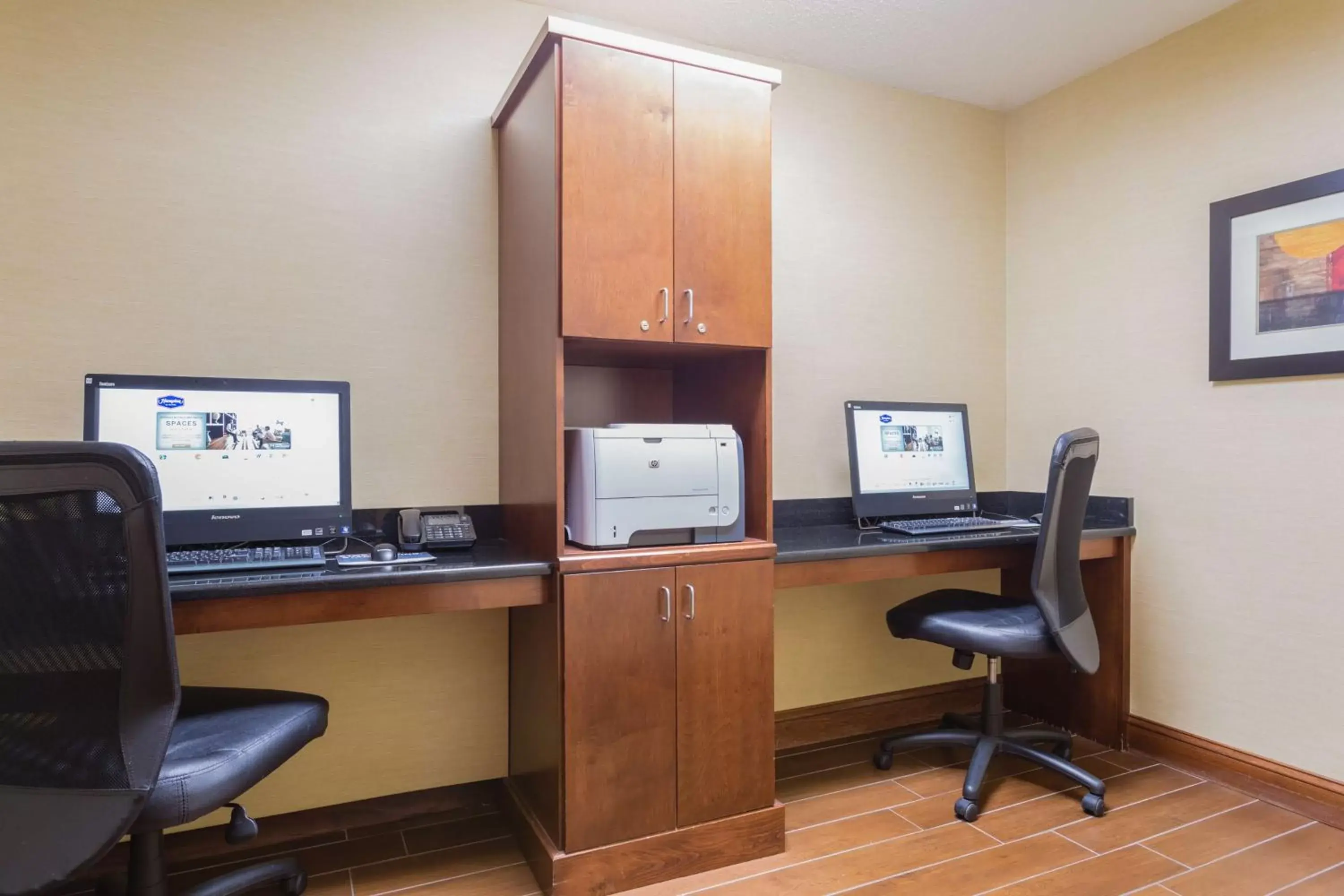 Business facilities, Business Area/Conference Room in Hampton Inn Havelock