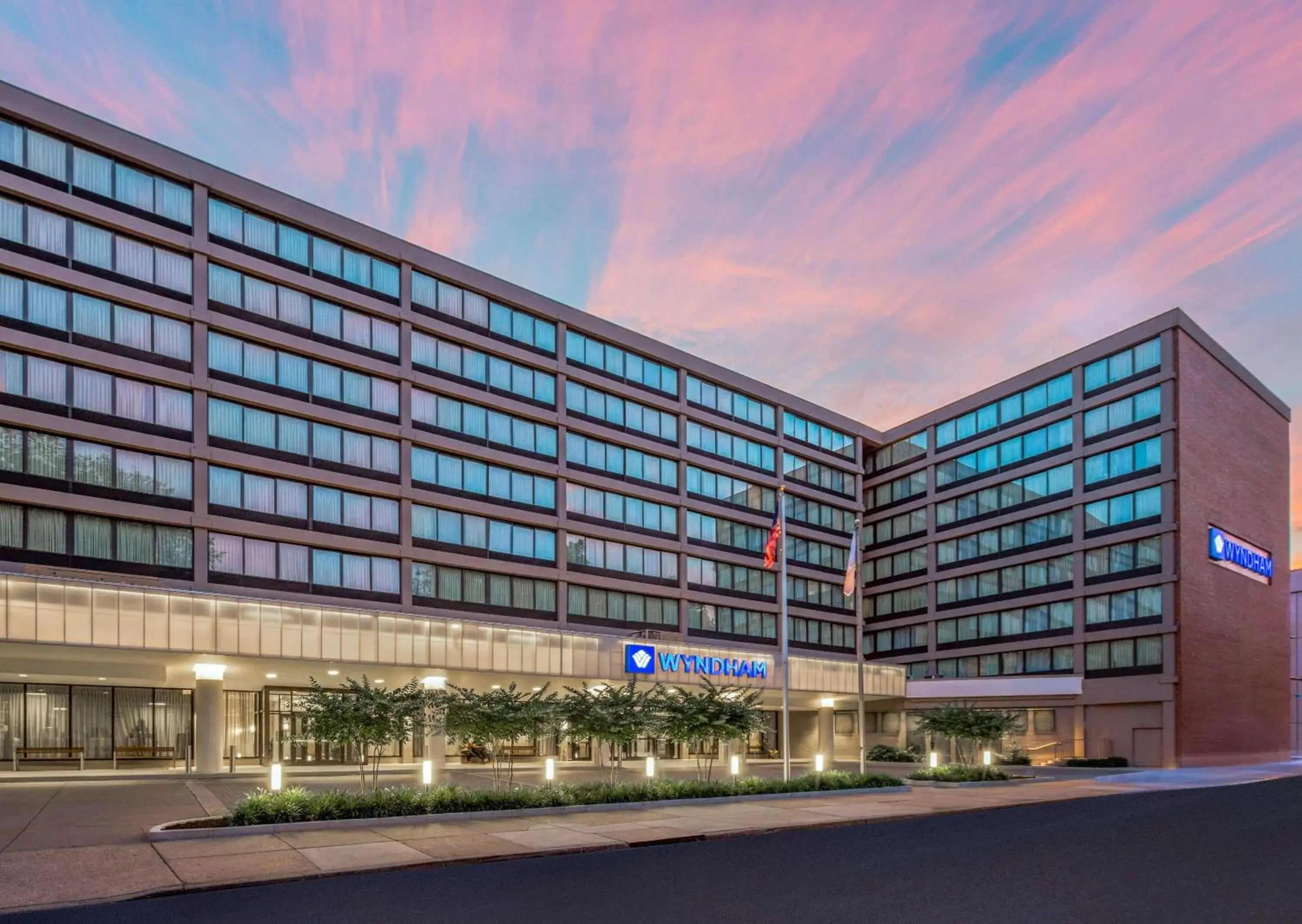 Property Building in Wyndham Philadelphia-Historic District