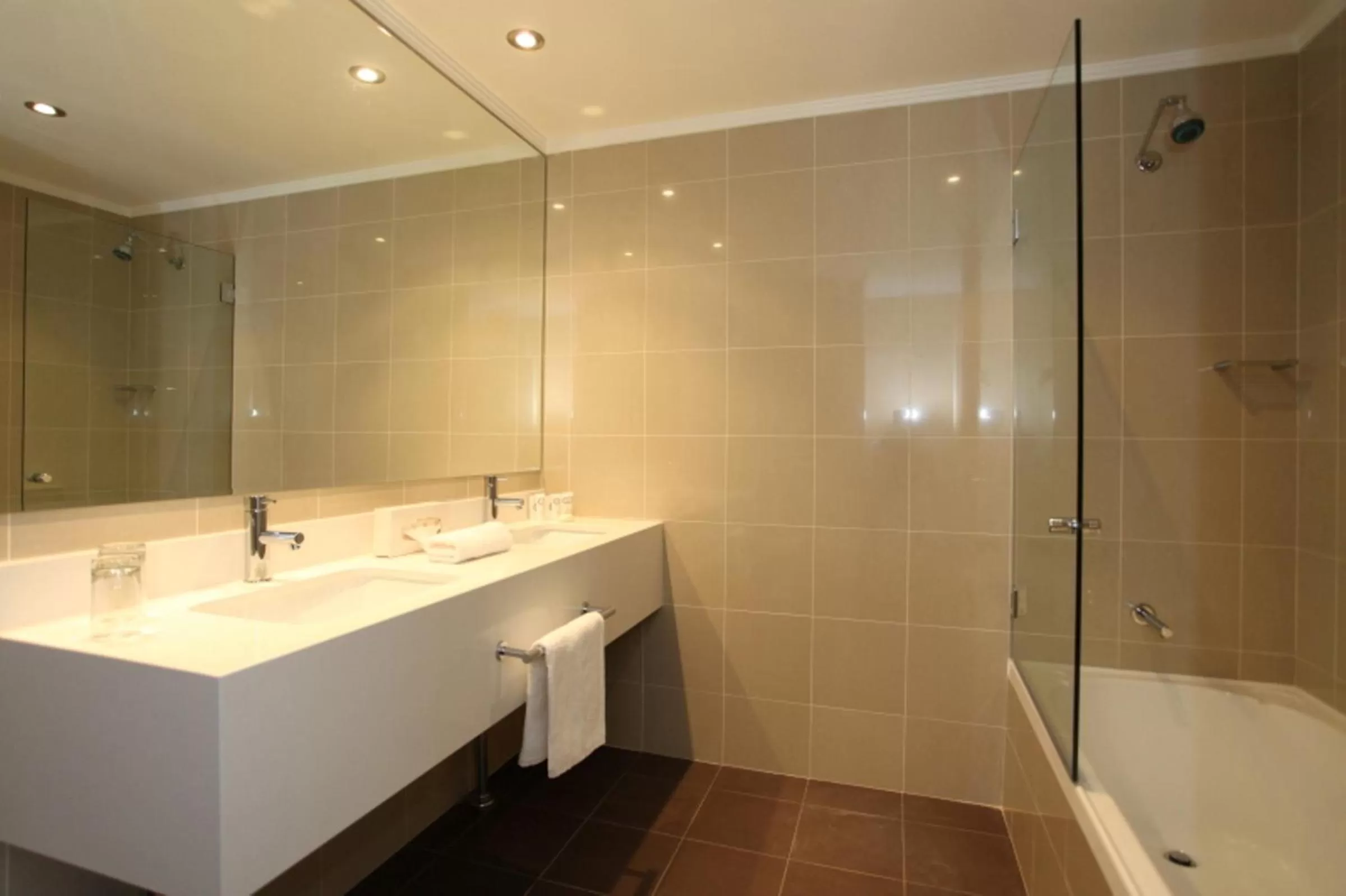 Bathroom in Fairmont Resort Blue Mountains MGallery Collection