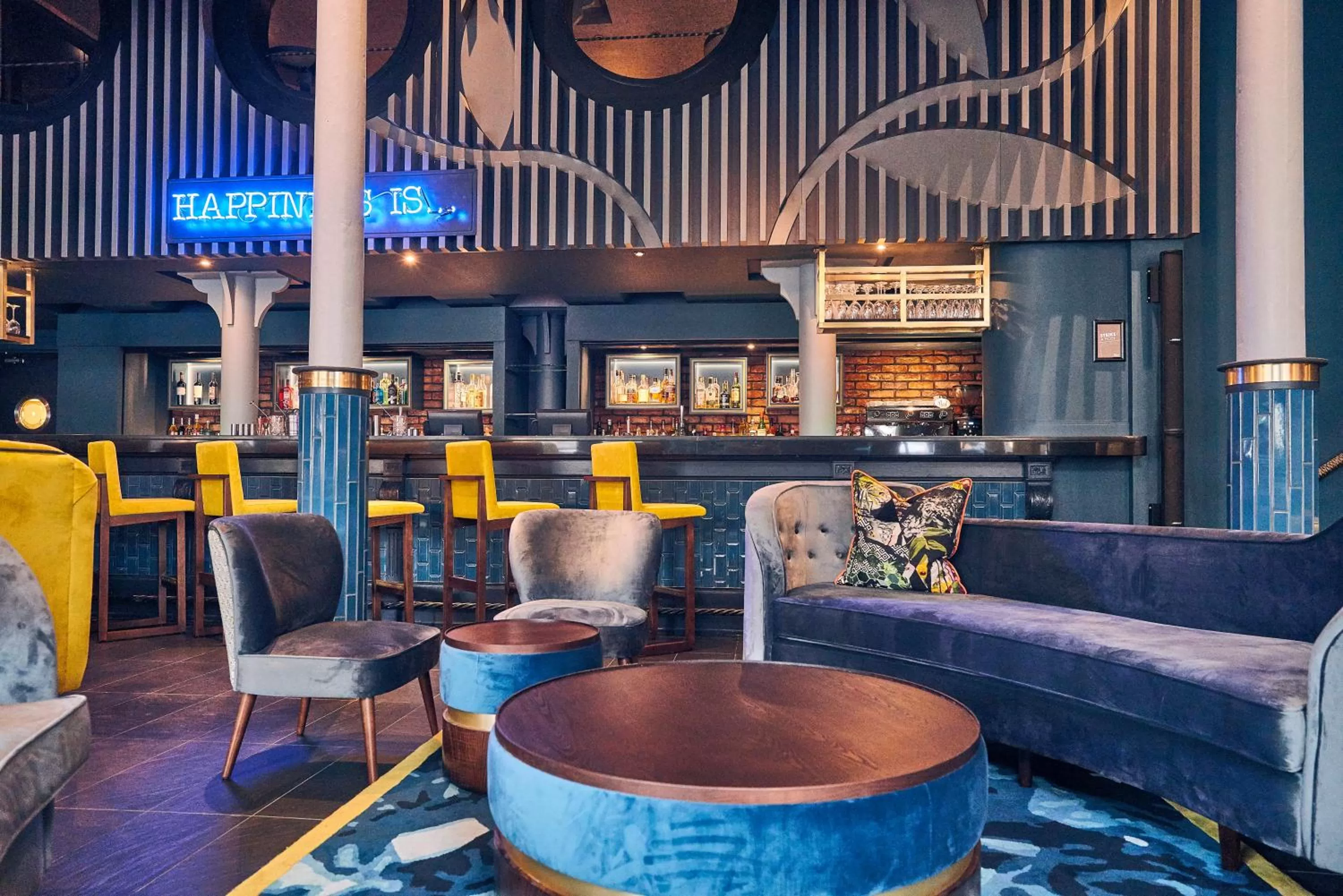 Lounge or bar in Malmaison Belfast