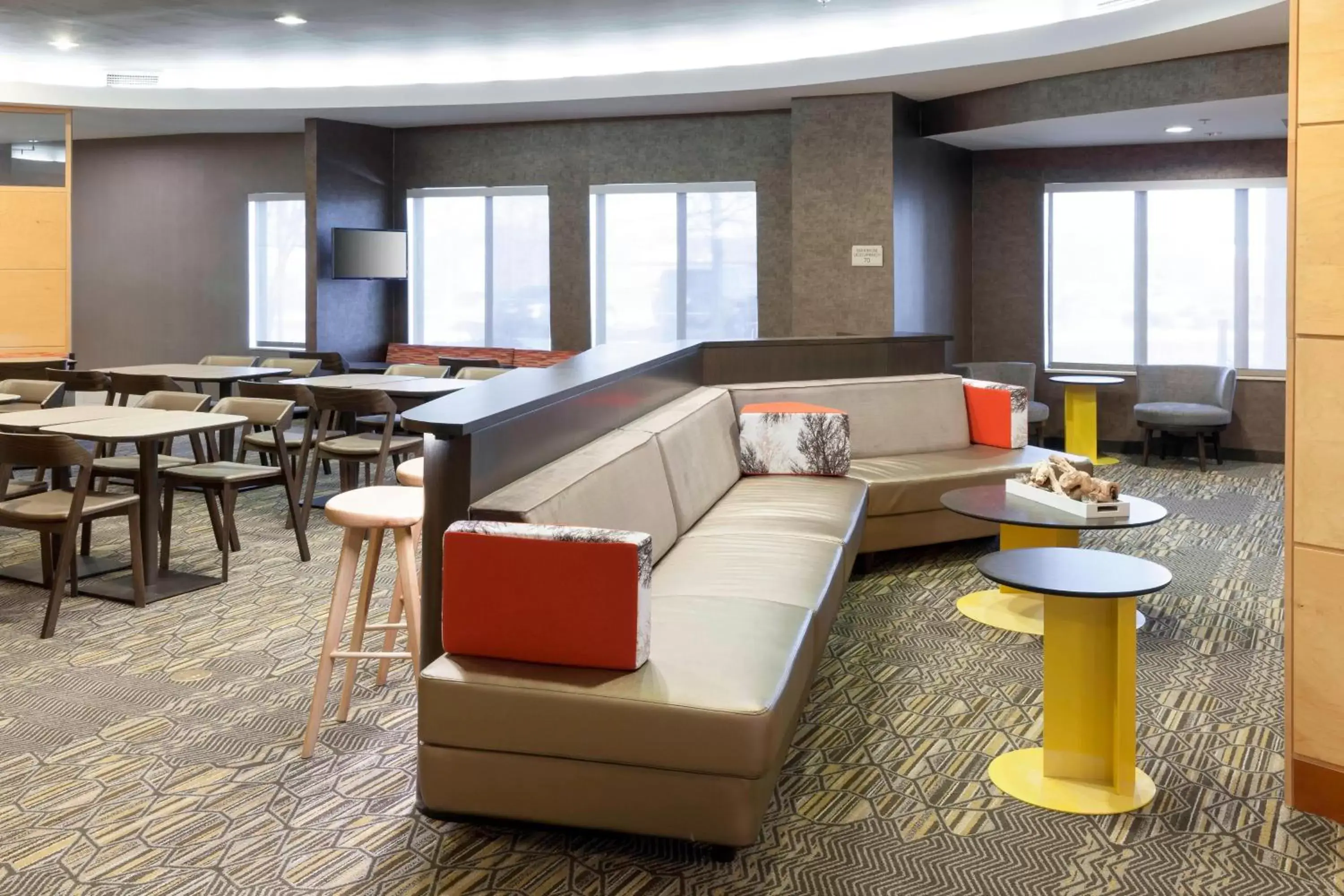 Lobby or reception in SpringHill Suites Columbus