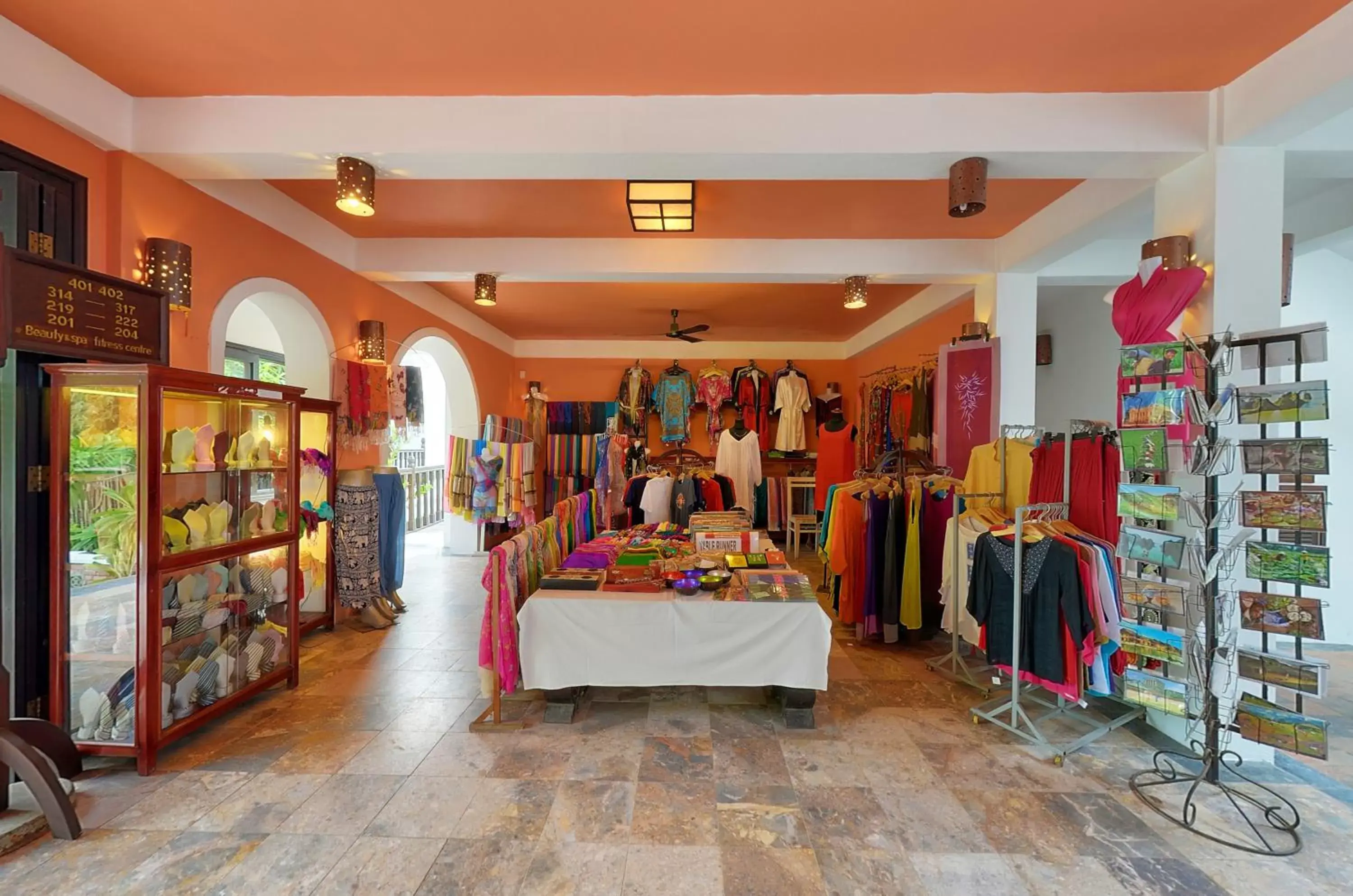 On-site shops in Hoi An Ancient House Resort & Spa