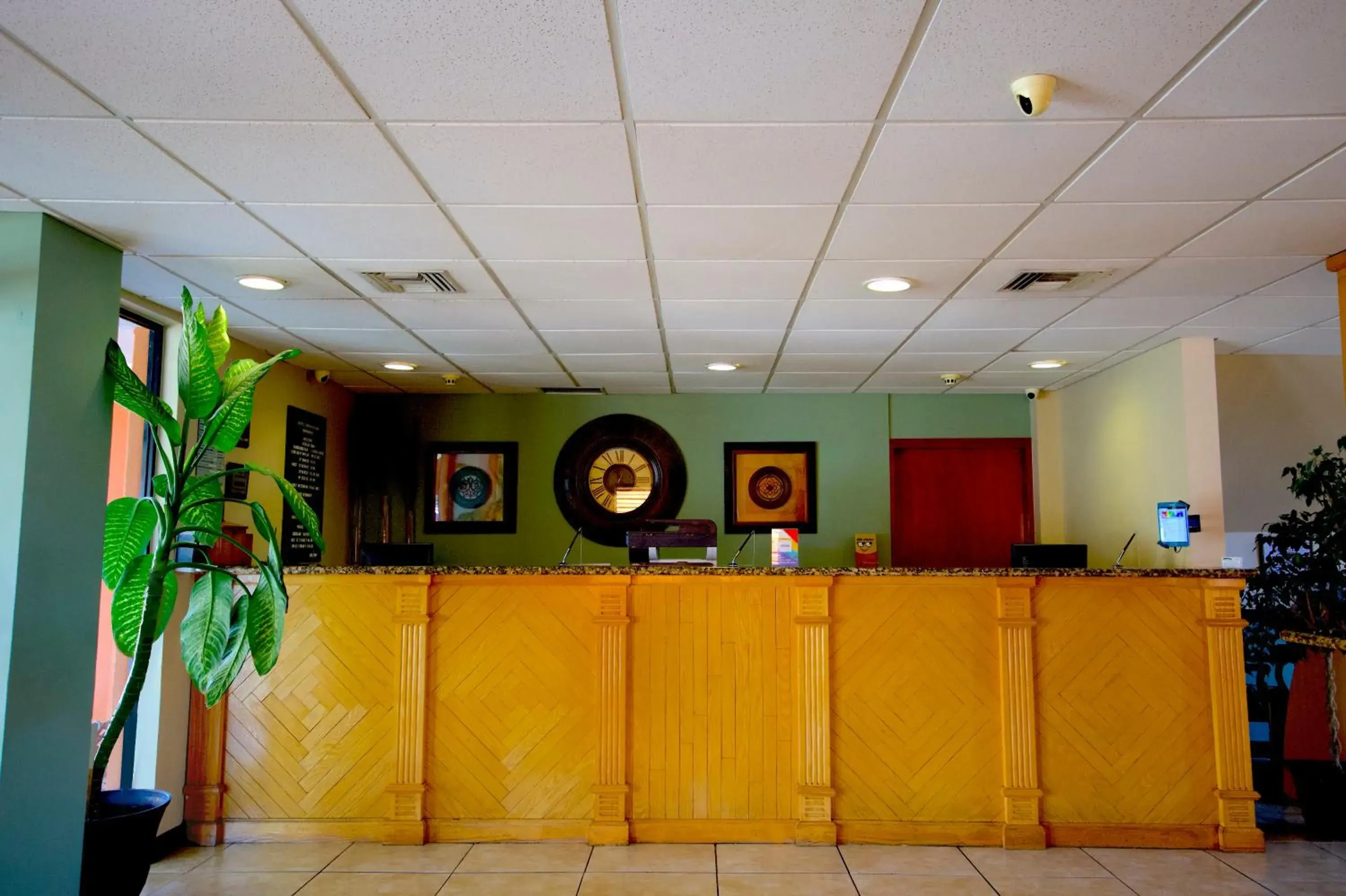 Lobby or reception, Lobby/Reception in Hotel Consulado Inn