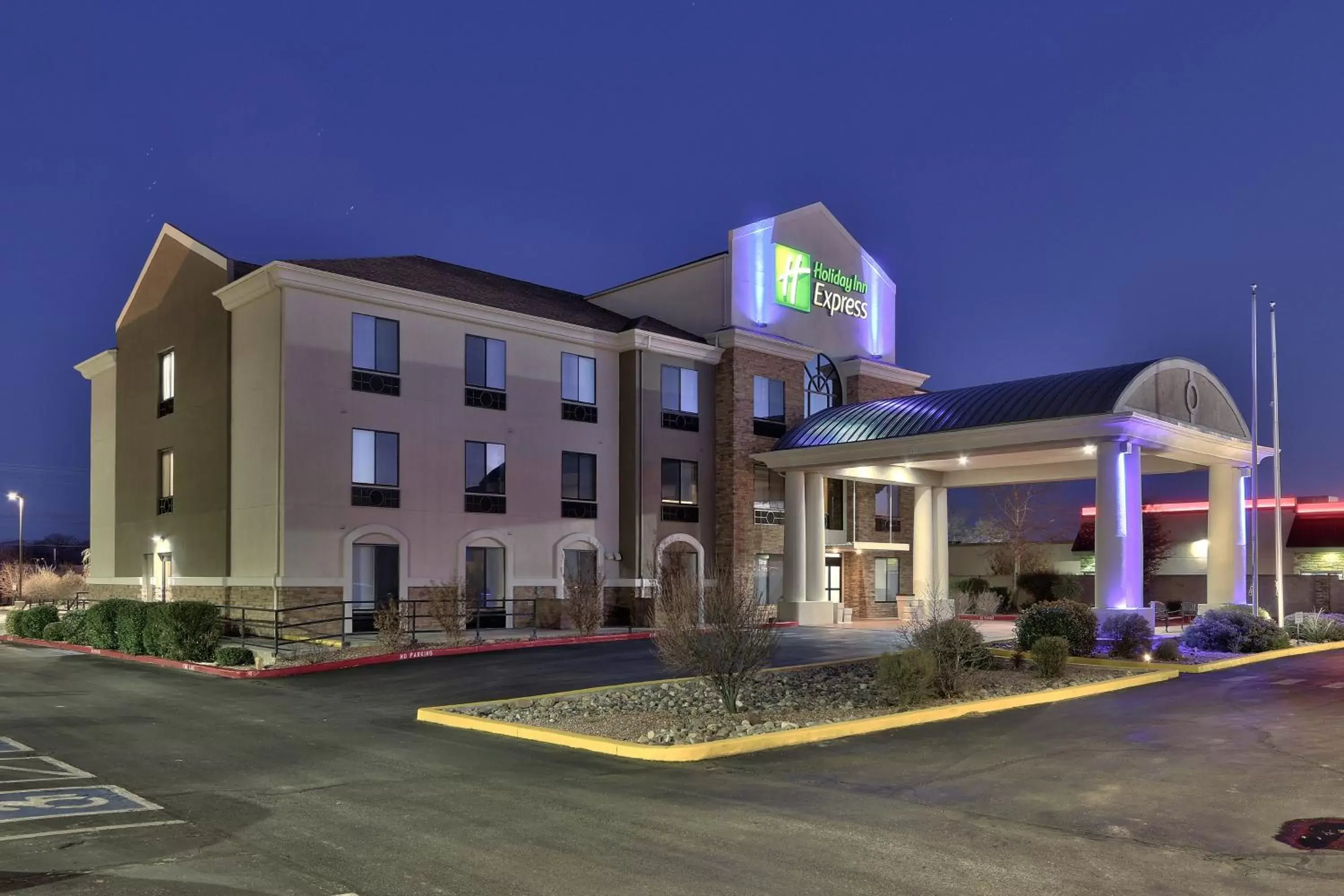 Property Building in Holiday Inn Express Socorro, an IHG Hotel