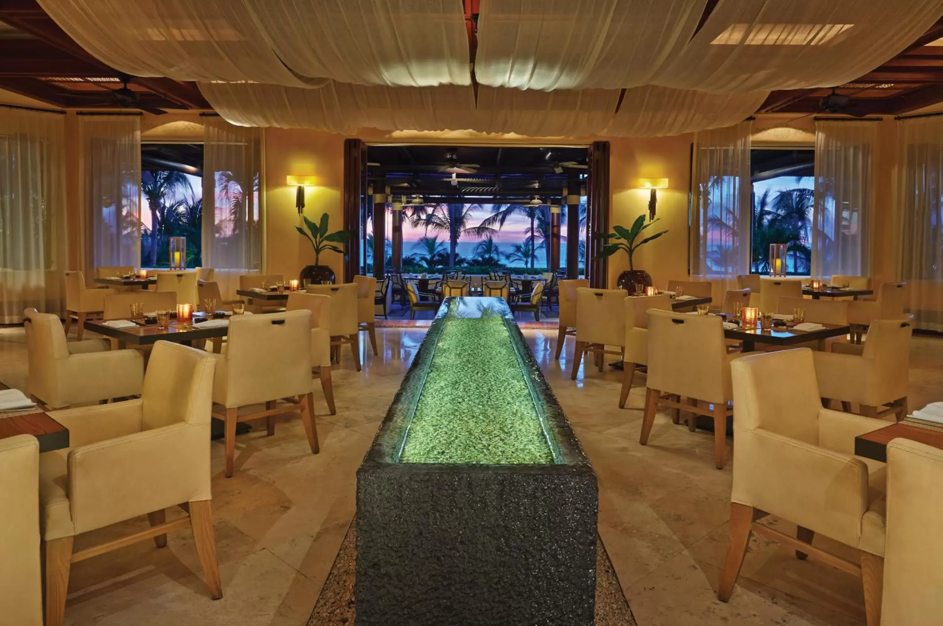 Restaurant/Places to Eat in Four Seasons Resort Punta Mita
