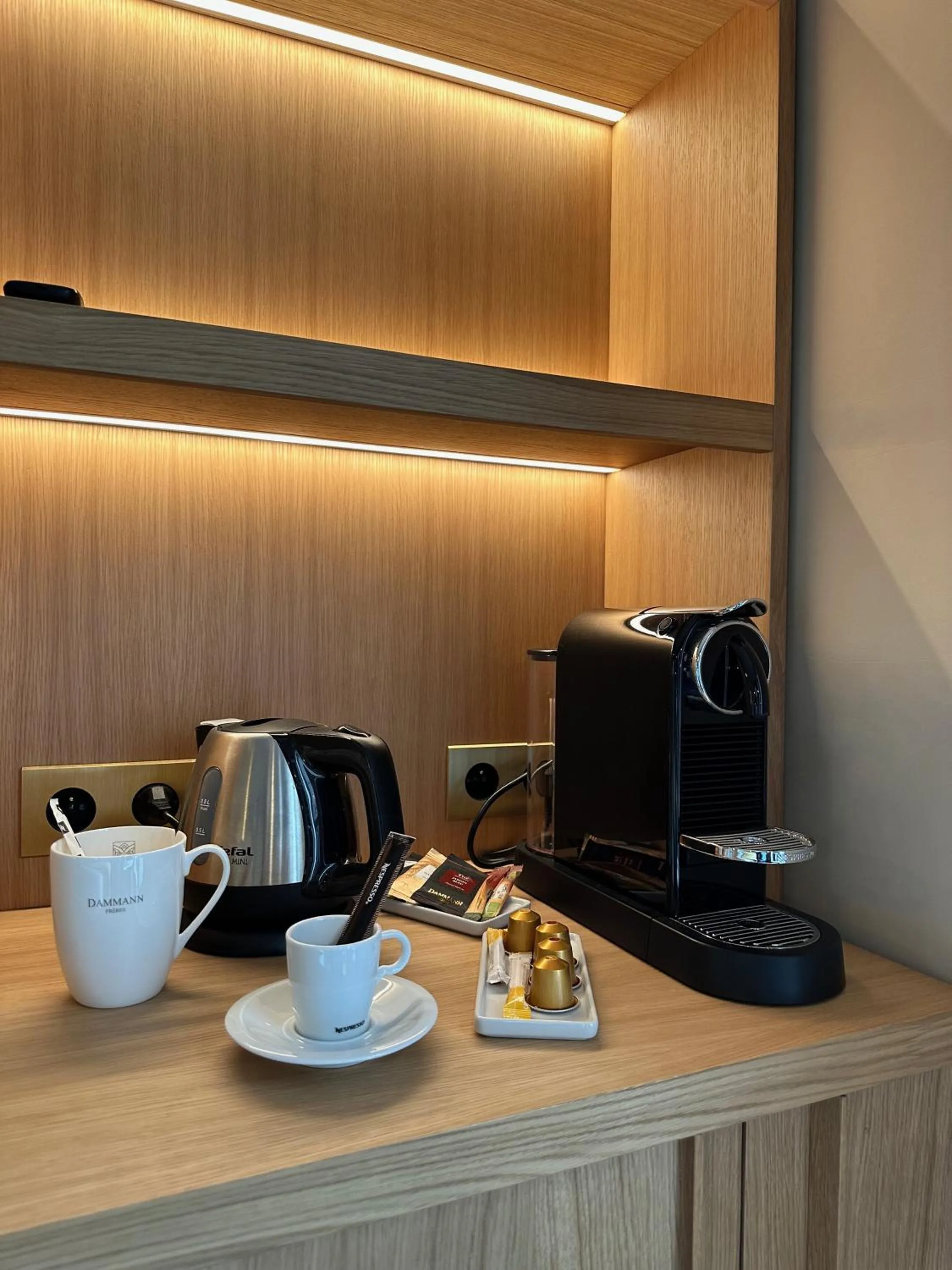 Coffee/tea facilities in Beausejour Ranelagh