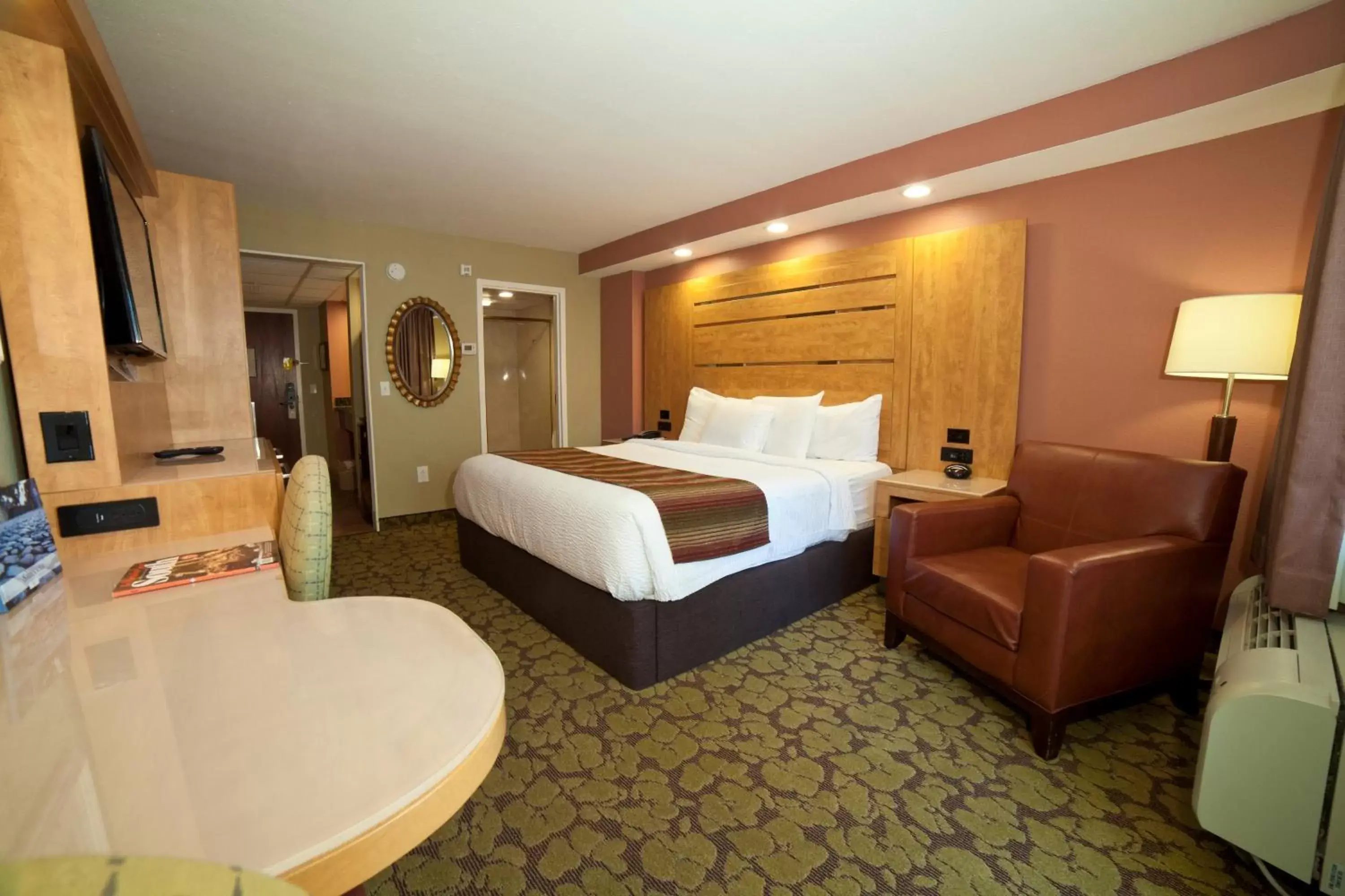 King Room in DeSoto Beach Hotel King Room in DeSoto Beach Hotel