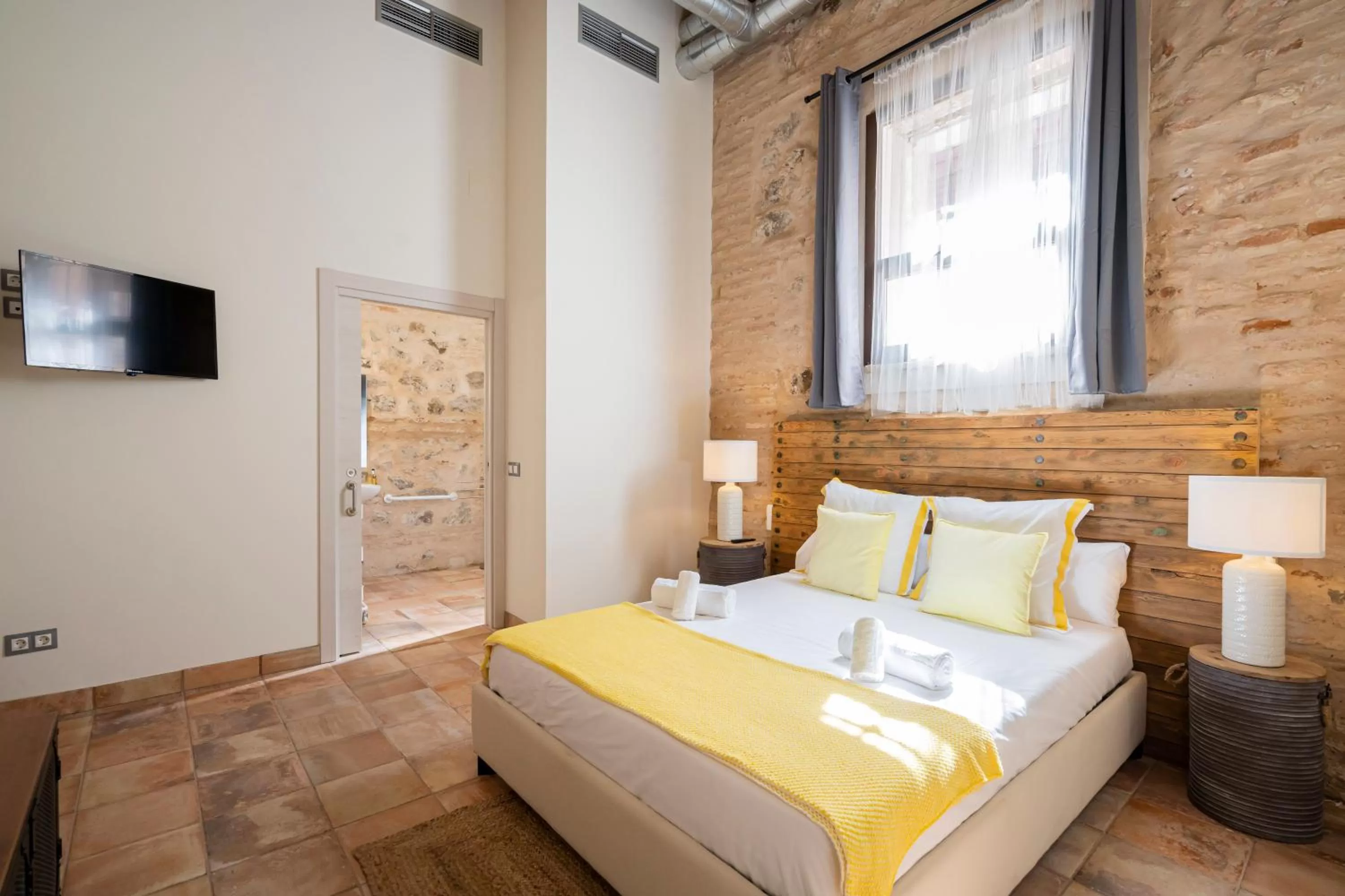 Bed in Dobo Azacanes Hostal