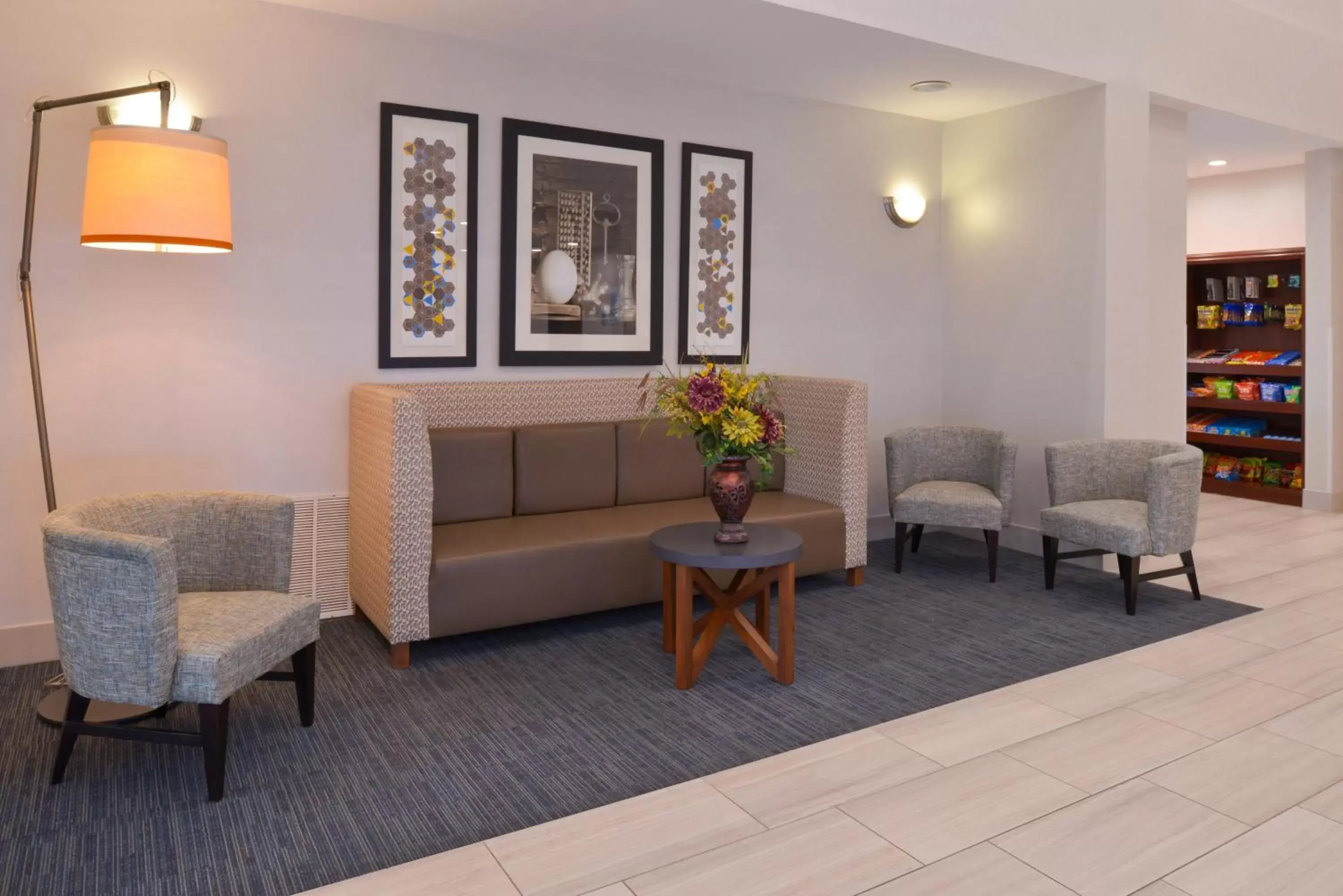 Property building, Seating Area in Holiday Inn Express & Suites Austin NW - Lakeline, an IHG Hotel