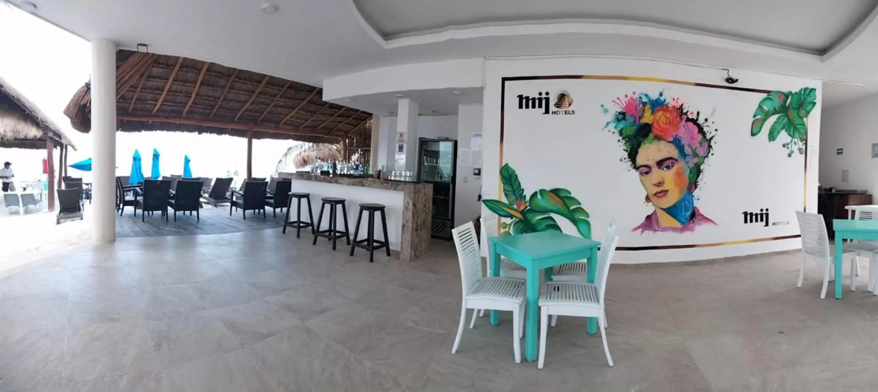 Restaurant/Places to Eat in Playa Maya by MIJ - Beachfront Hotel