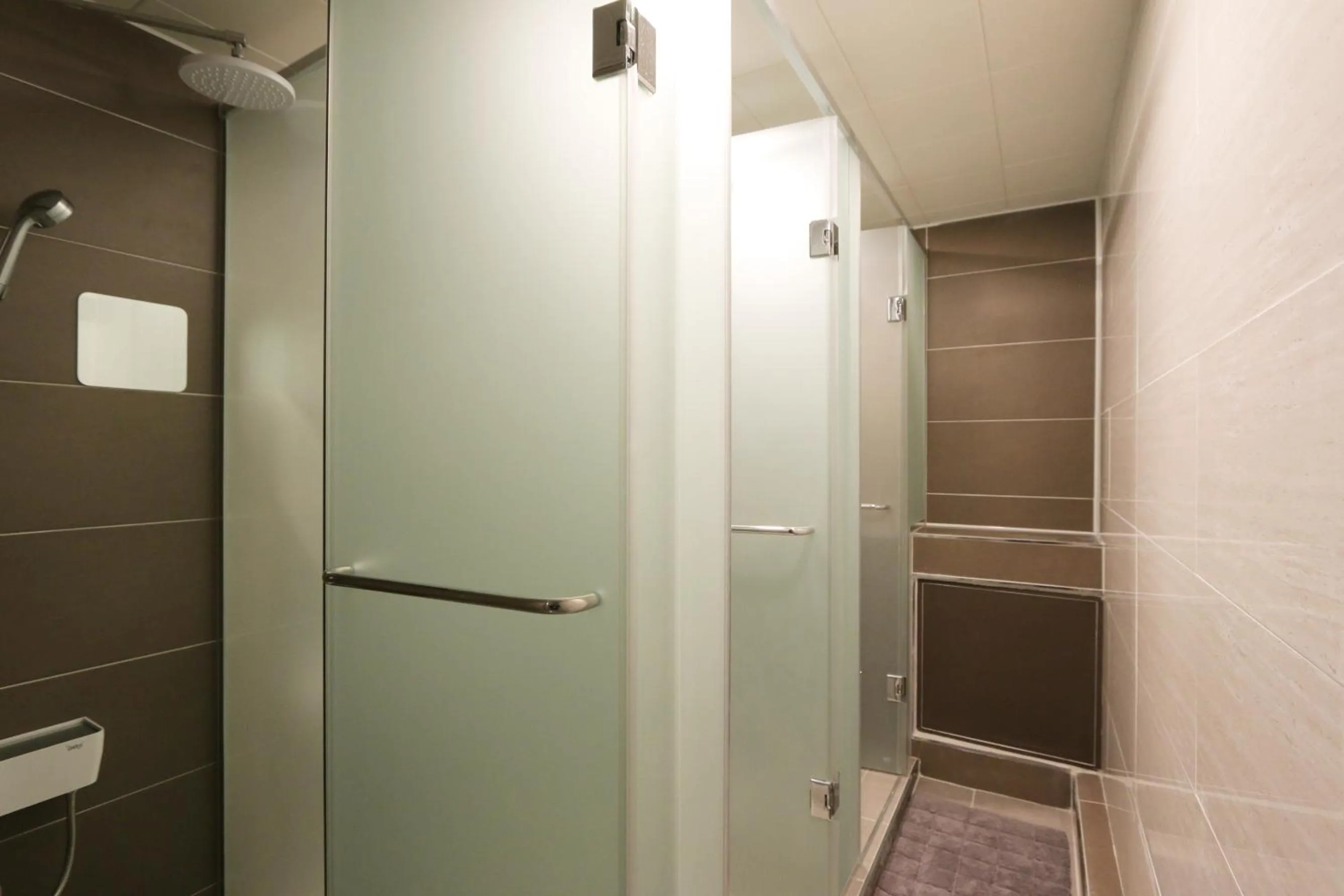 Shower in Blueboat Hostel Gyeongju