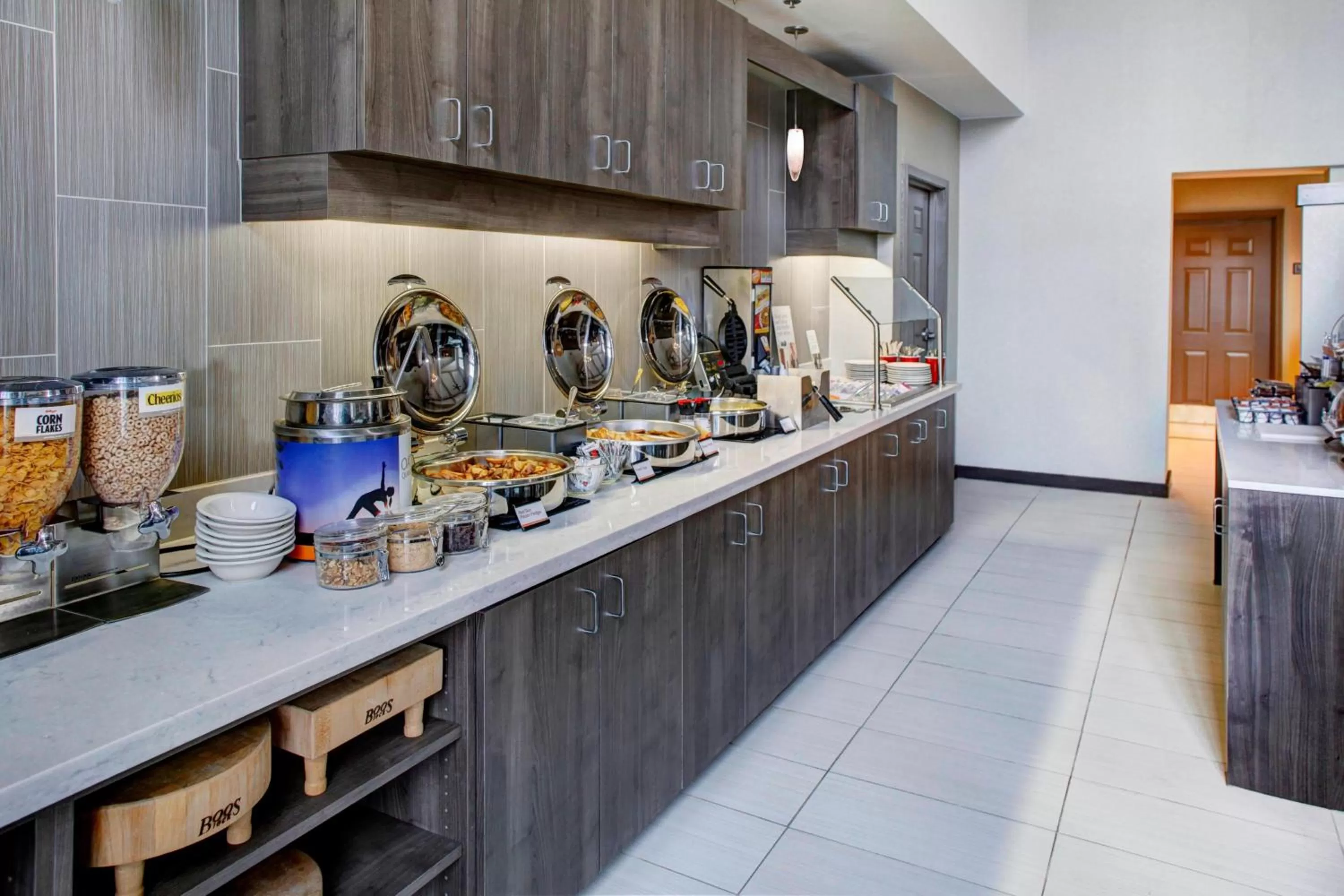 Breakfast in Residence Inn by Marriott Cleveland Mentor