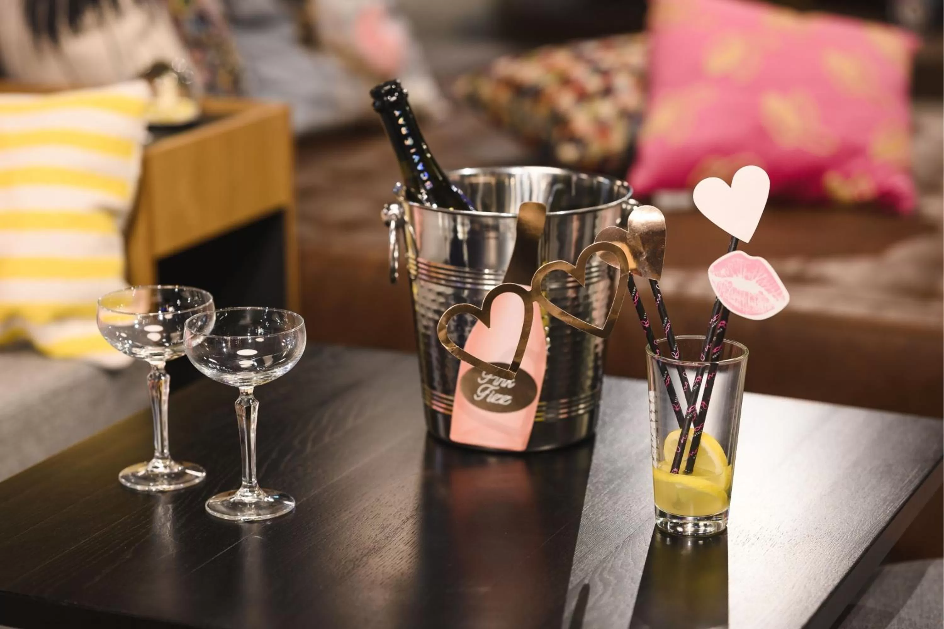 Restaurant/places to eat in Moxy Dresden Neustadt