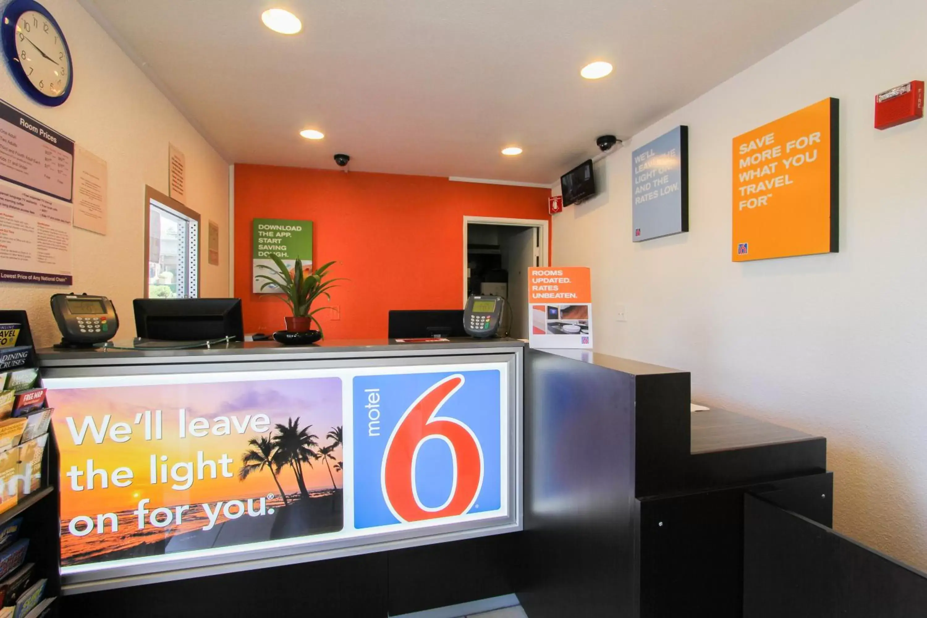 Lobby or reception, Lobby/Reception in Motel 6-La Mesa, CA - San Diego