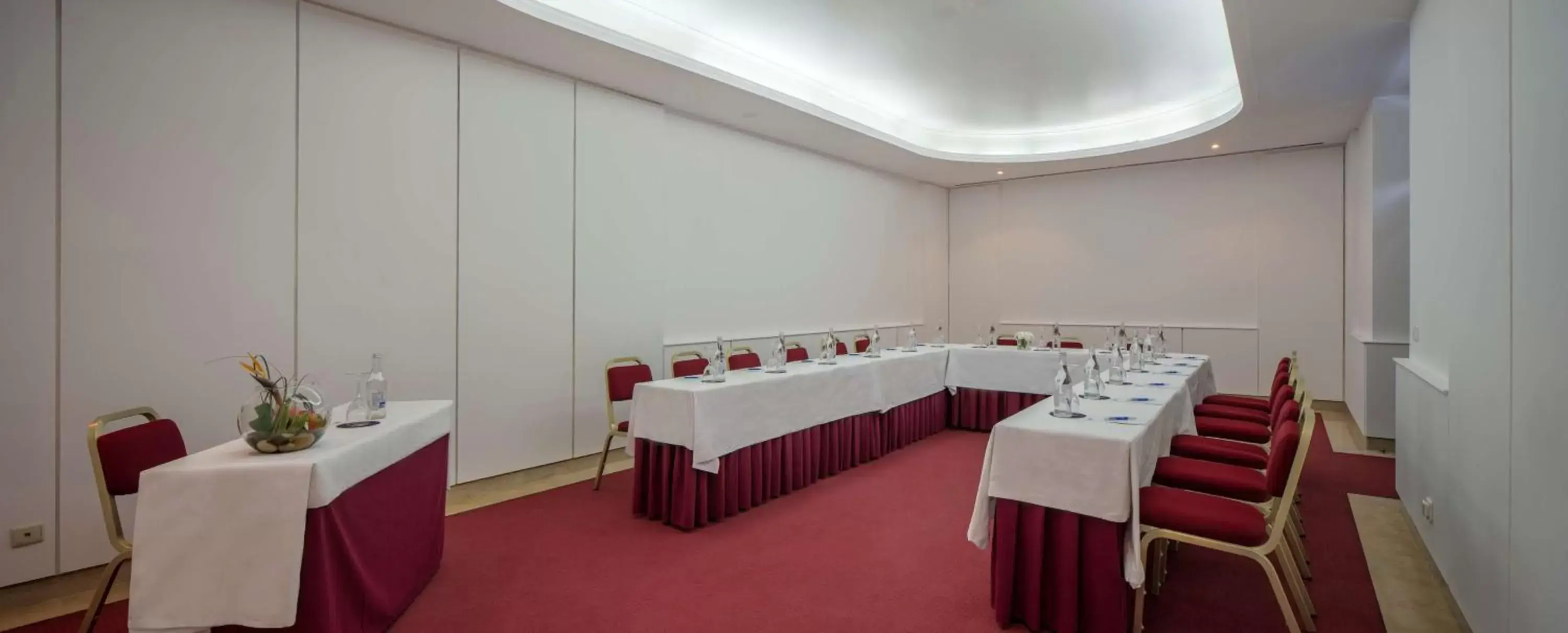 Meeting/conference room in NH Lisboa Campo Grande