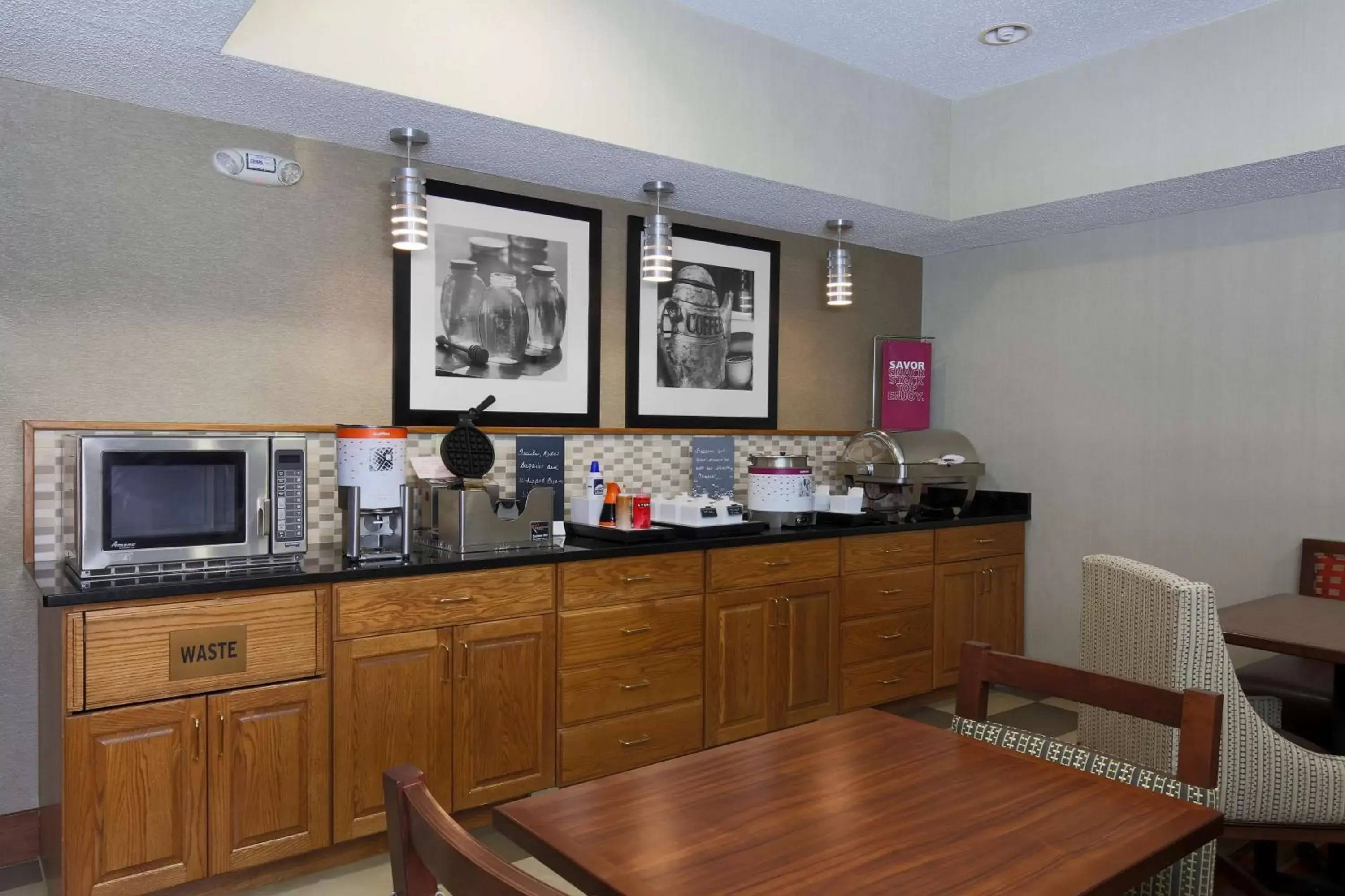 Breakfast, Restaurant/Places to Eat in Hampton Inn St. Louis/Fairview Heights Breakfast, Restaurant/Places to Eat in Hampton Inn St. Louis/Fairview Heights
