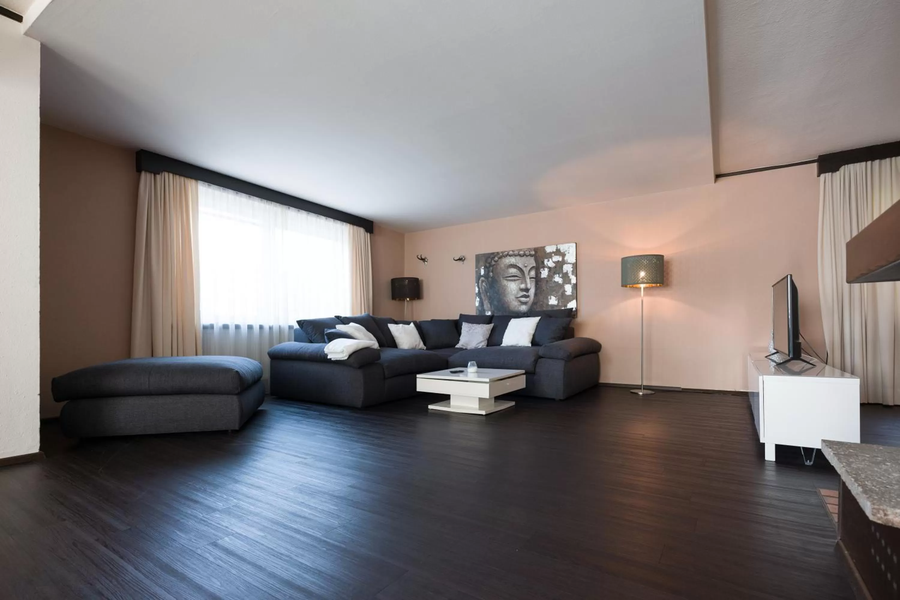 Seating area in Hotel Salzburg