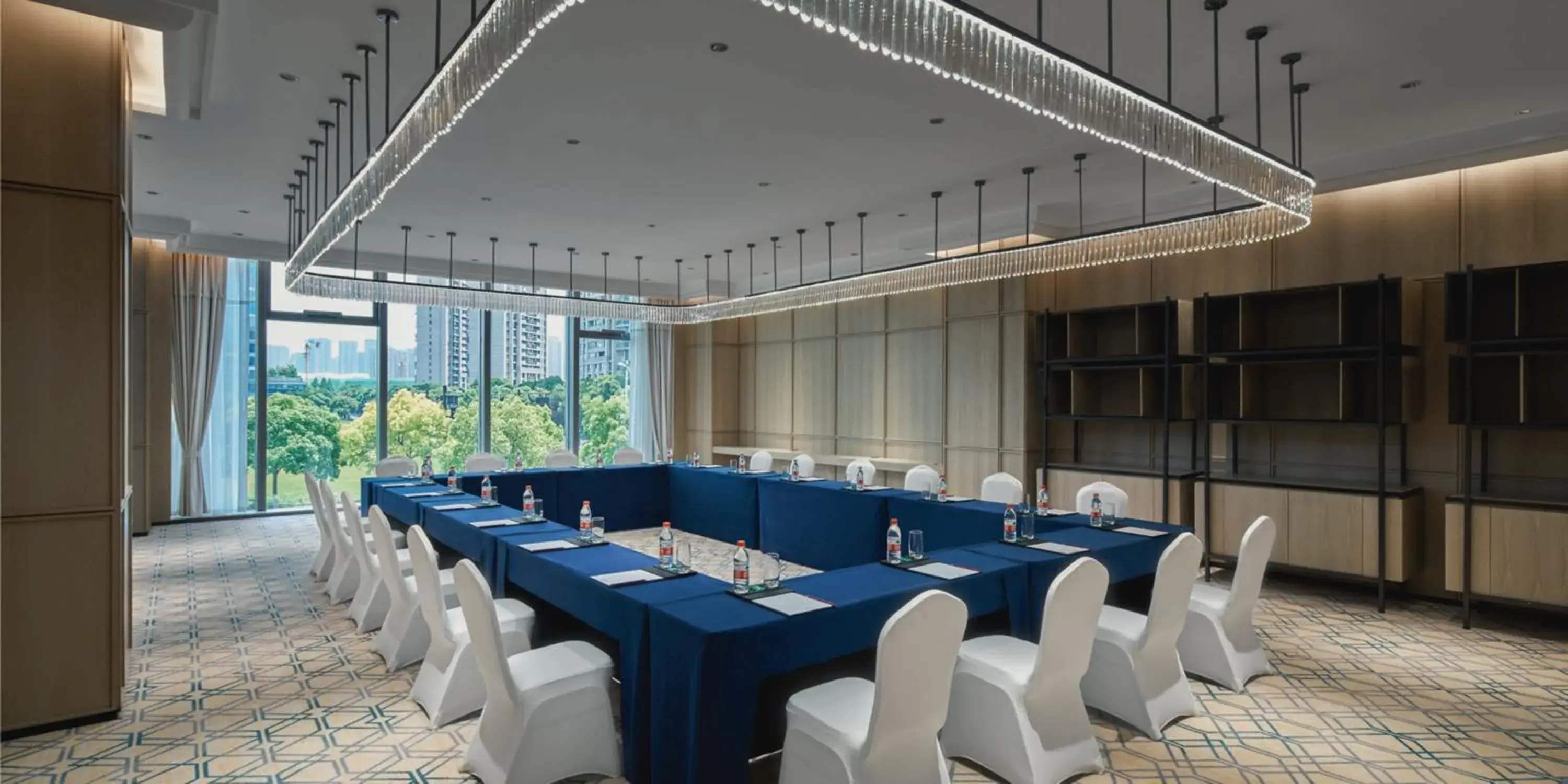 Meeting/conference room in Crowne Plaza Hangzhou Riverside, an IHG Hotel