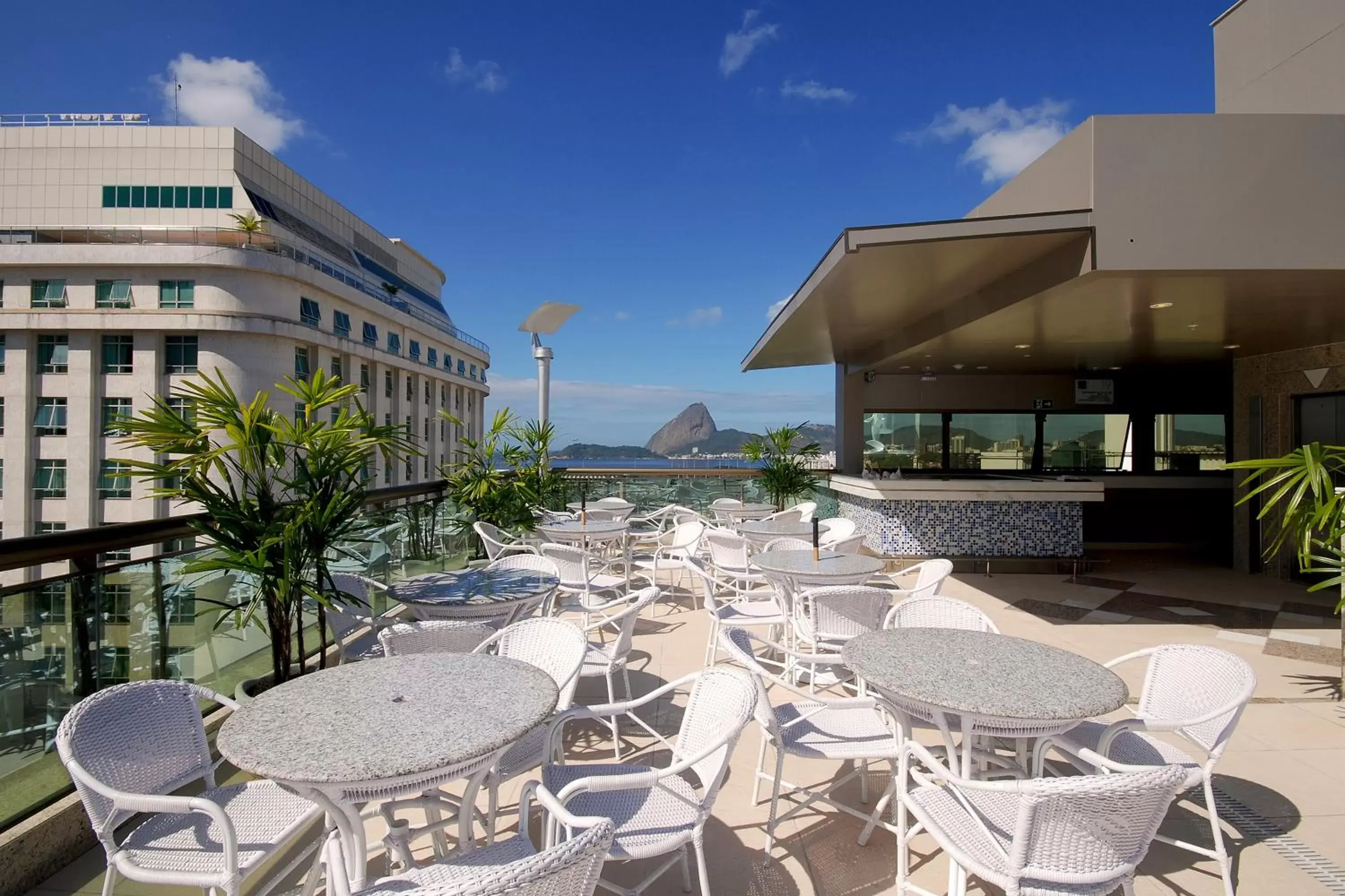 Pool view, Restaurant/Places to Eat in Hotel Atlântico Business Centro